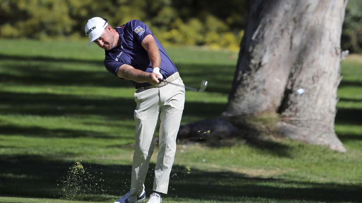 Bubba Watson takes the lead at Riviera