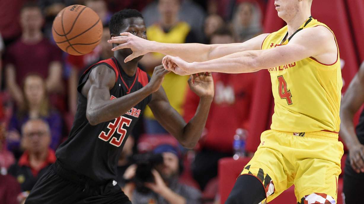 Maryland keeps Rutgers winless on road with 61-51 victory