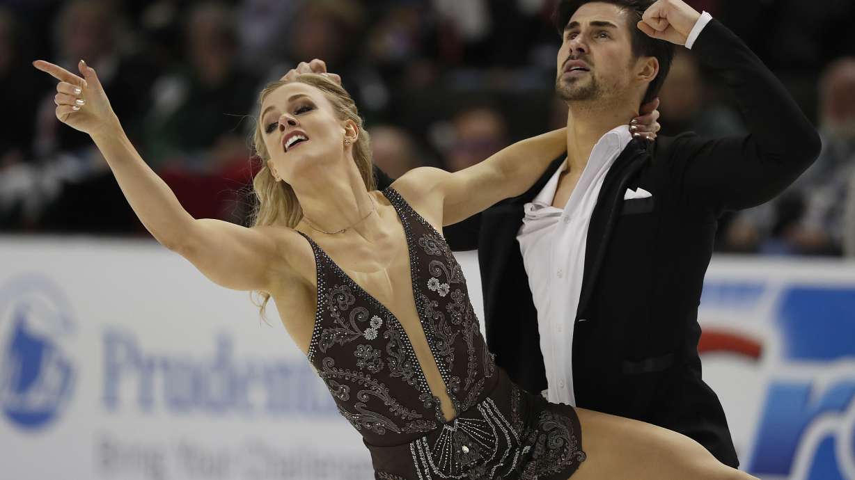 American ice dancer still relies on mom to make her costumes