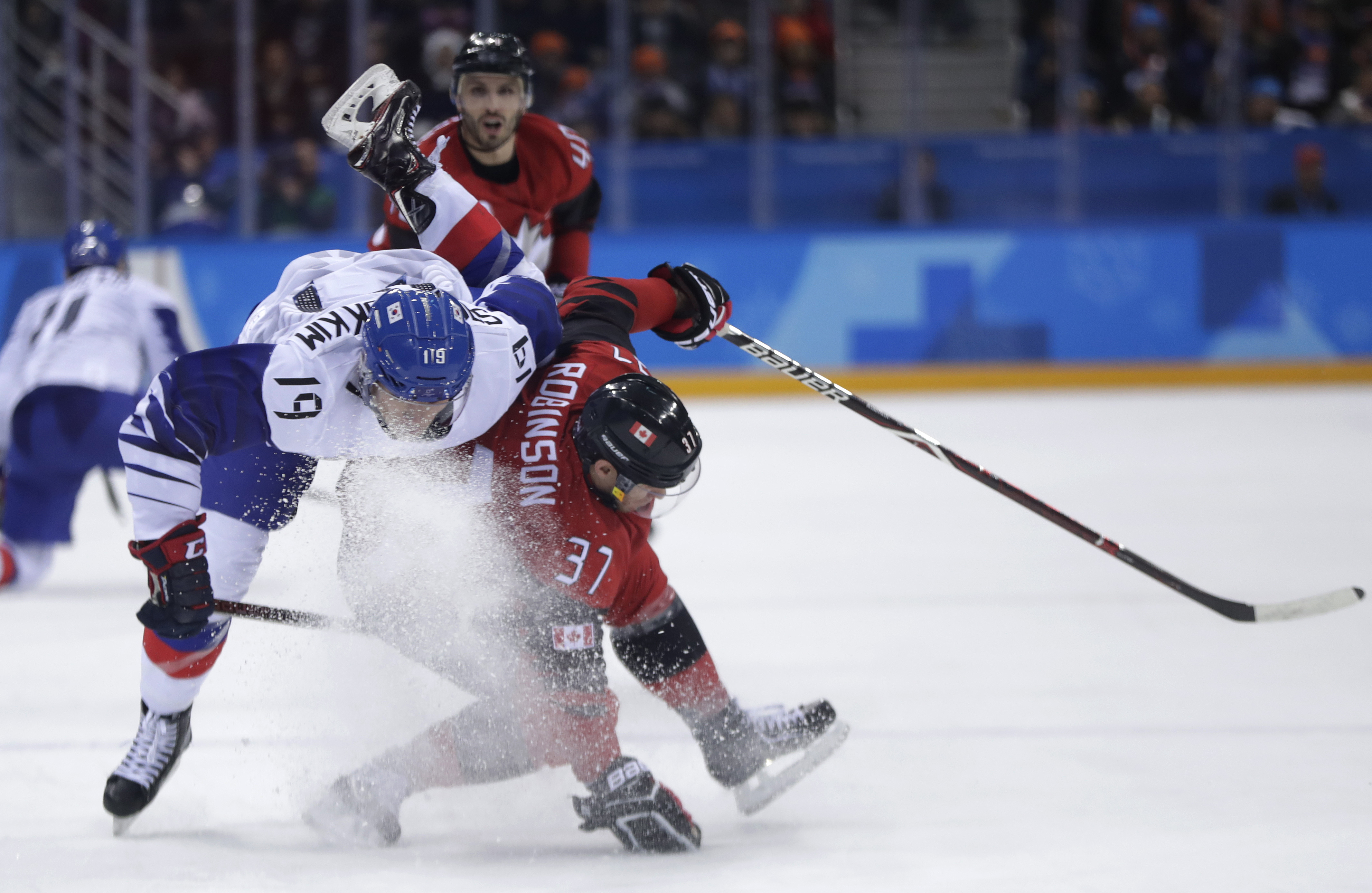 Canada advances to quarters with 4-0 win vs South Korea