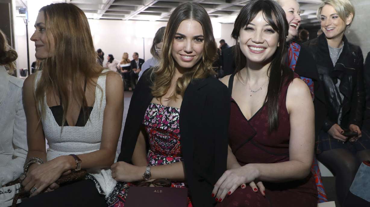 London fashion: 70s vibe at Mouret, glamour from Temperley