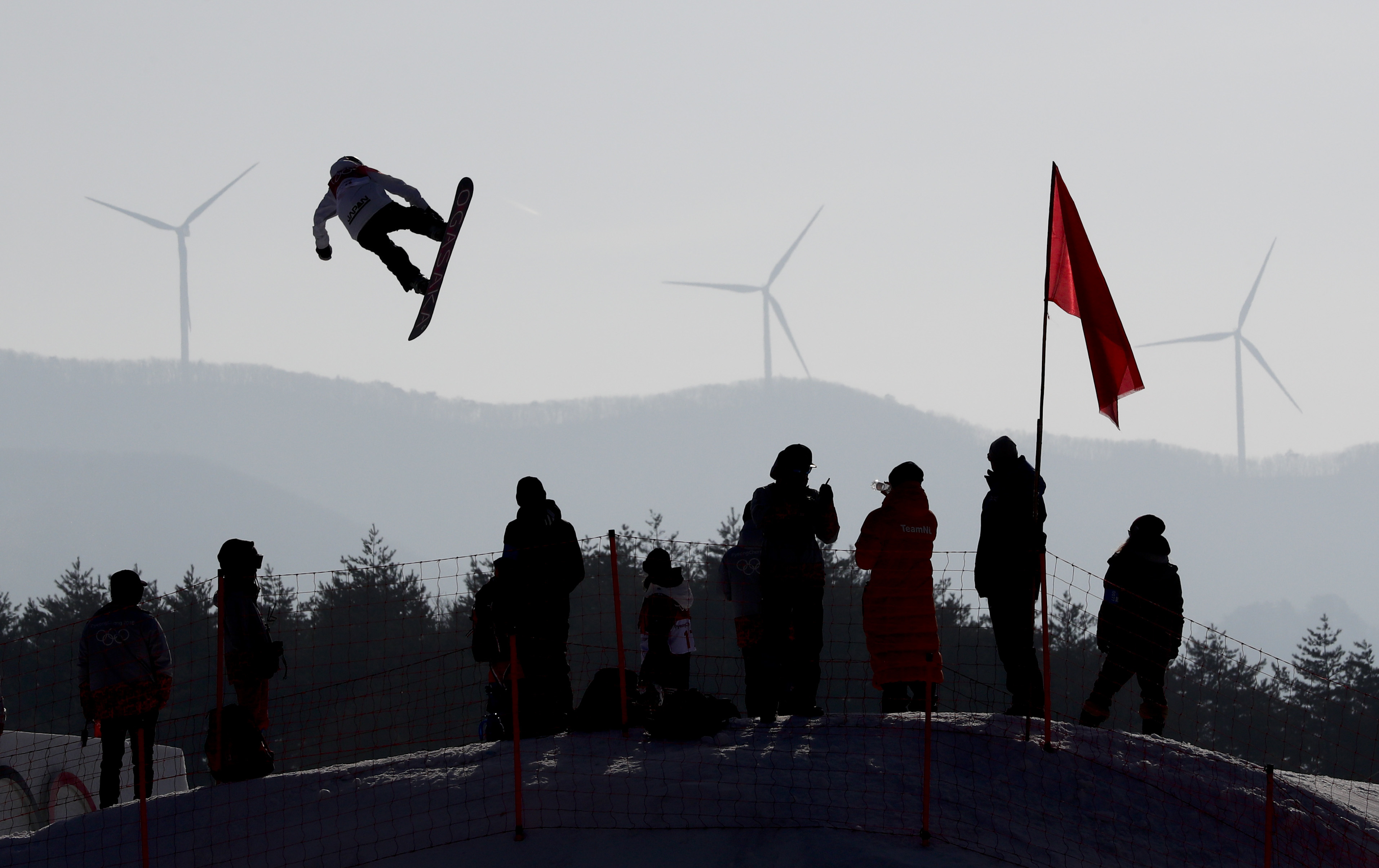 Ice dancing, women's hockey semifinals on tap at Olympics