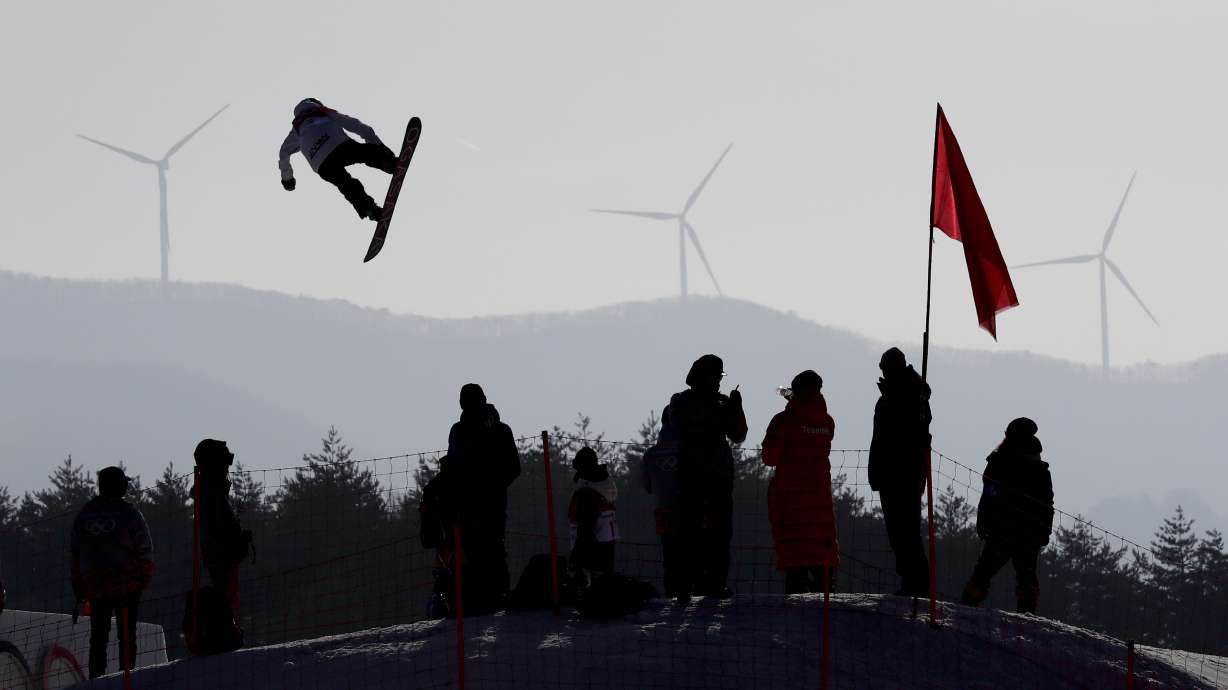 Ice dancing, women's hockey semifinals on tap at Olympics