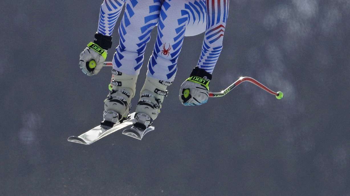Lindsey Vonn tells her Twitter critics: 'I won't back down'