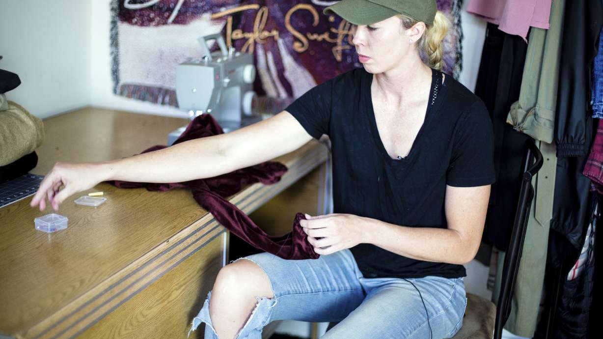 Duke's fashionista forward designs coach's gameday outfit