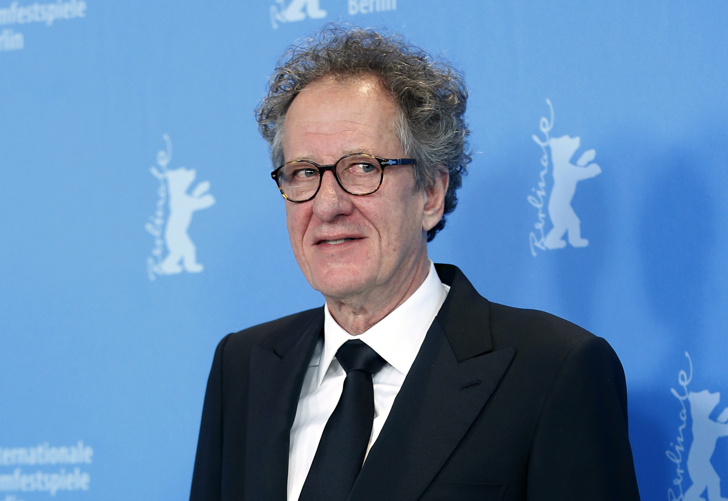 Court told actress swore at Geoffrey Rush to leave toilet