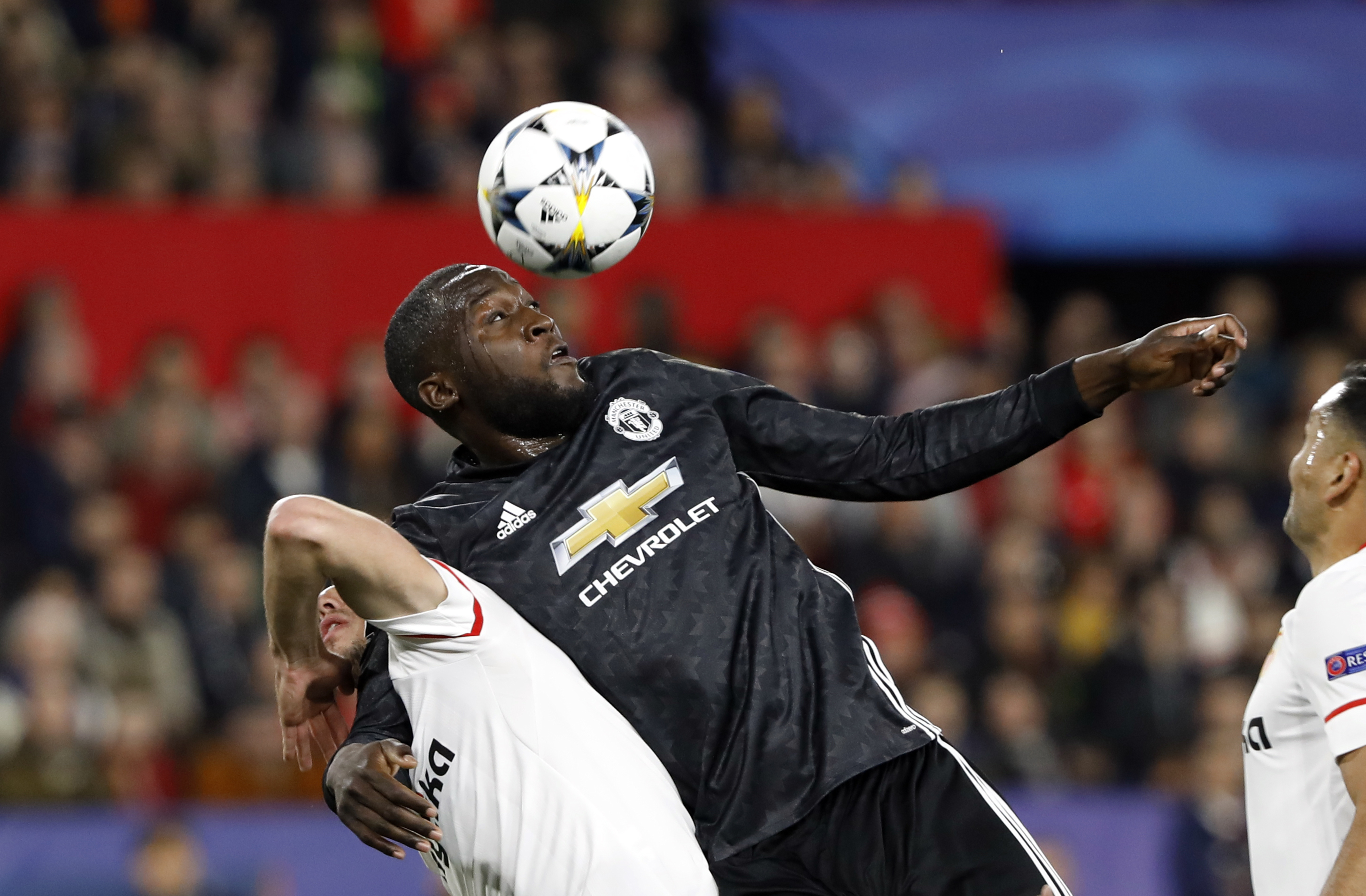 Man United holds Sevilla in CL thanks to De Gea save