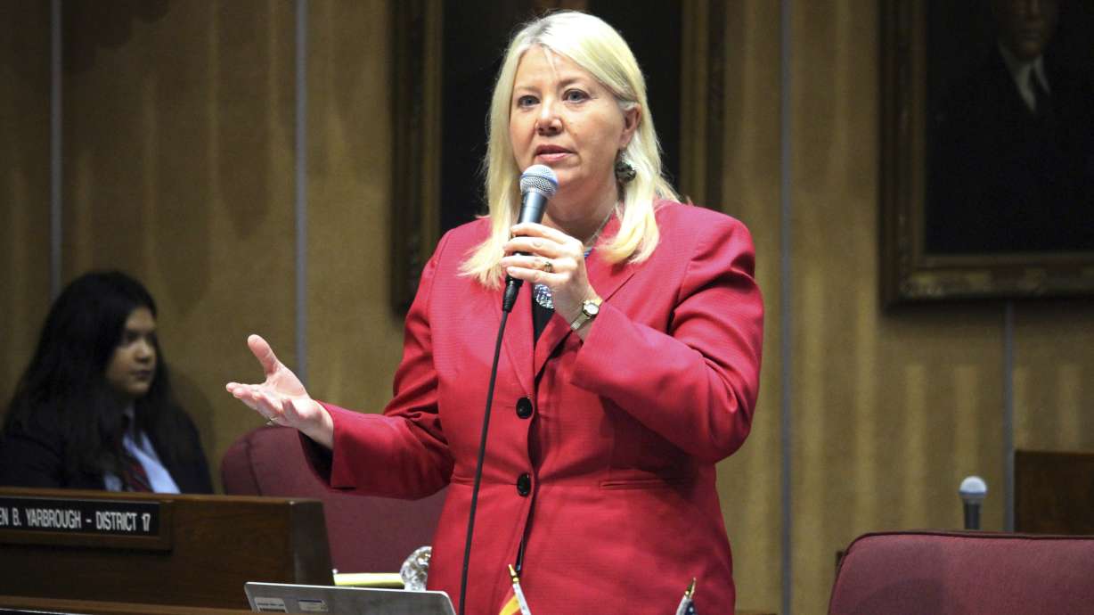 Reports suggest GOP House hopeful got racy texts from aide