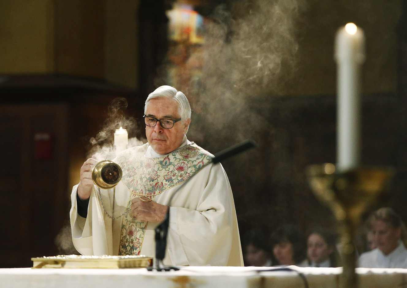 Catholic community marks 25th year in renewed Cathedral of the Madeleine