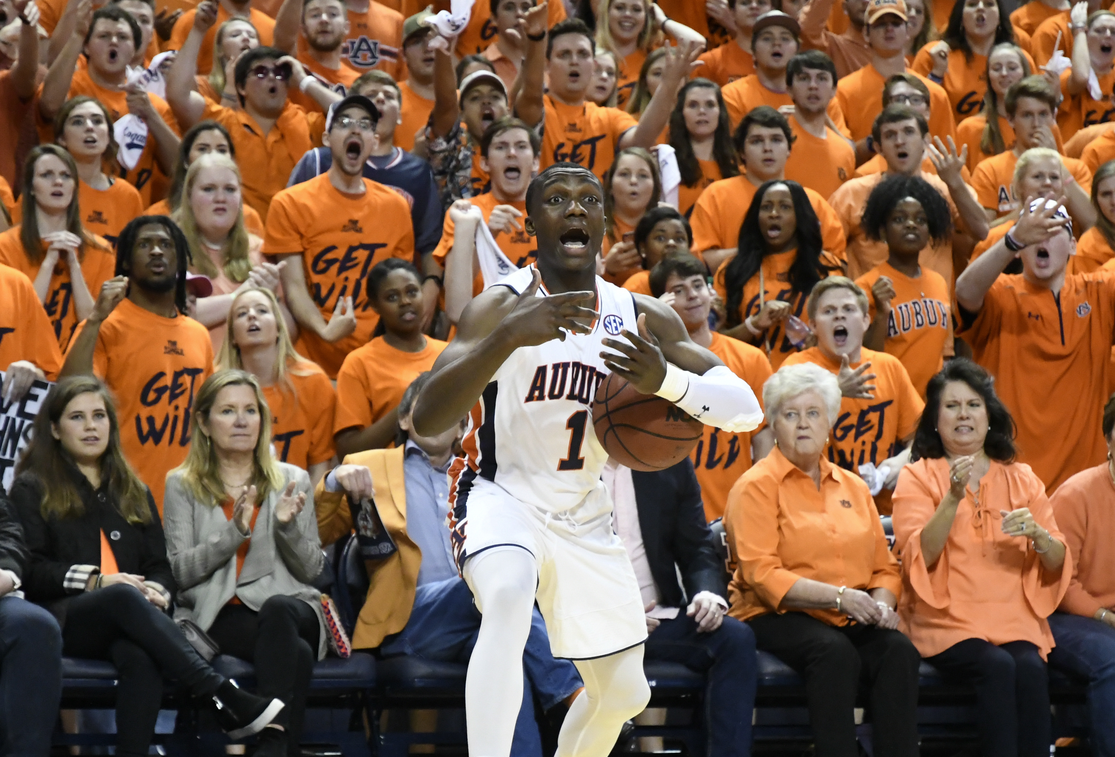 Harper, Okeke lead No. 12 Auburn to 90-71 win over Alabama