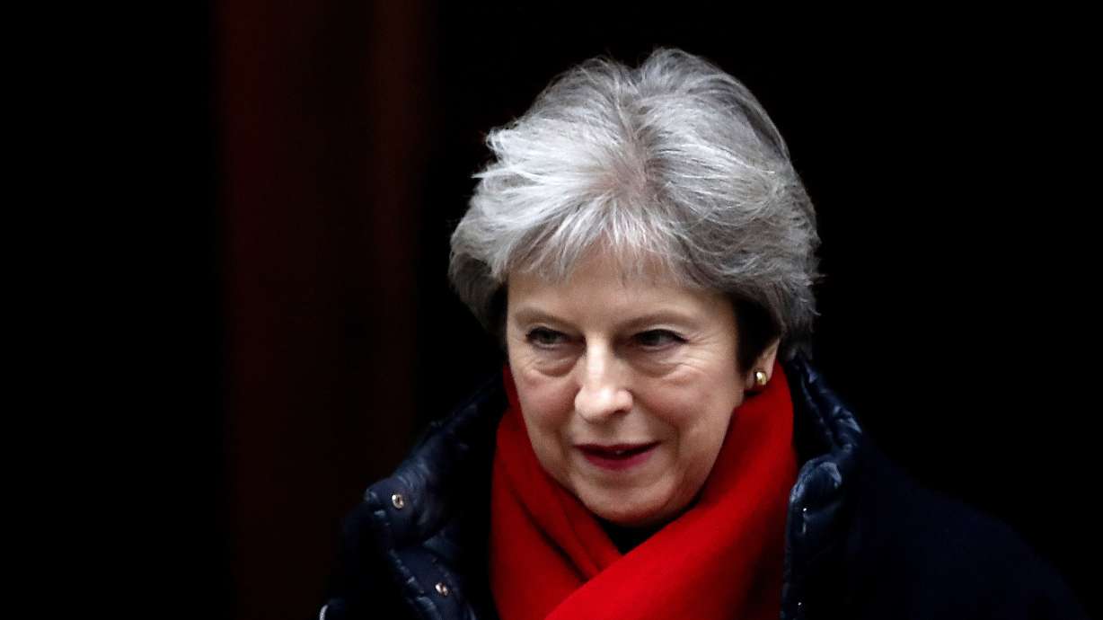 UK's May gathers divided Cabinet, seeking Brexit compromise
