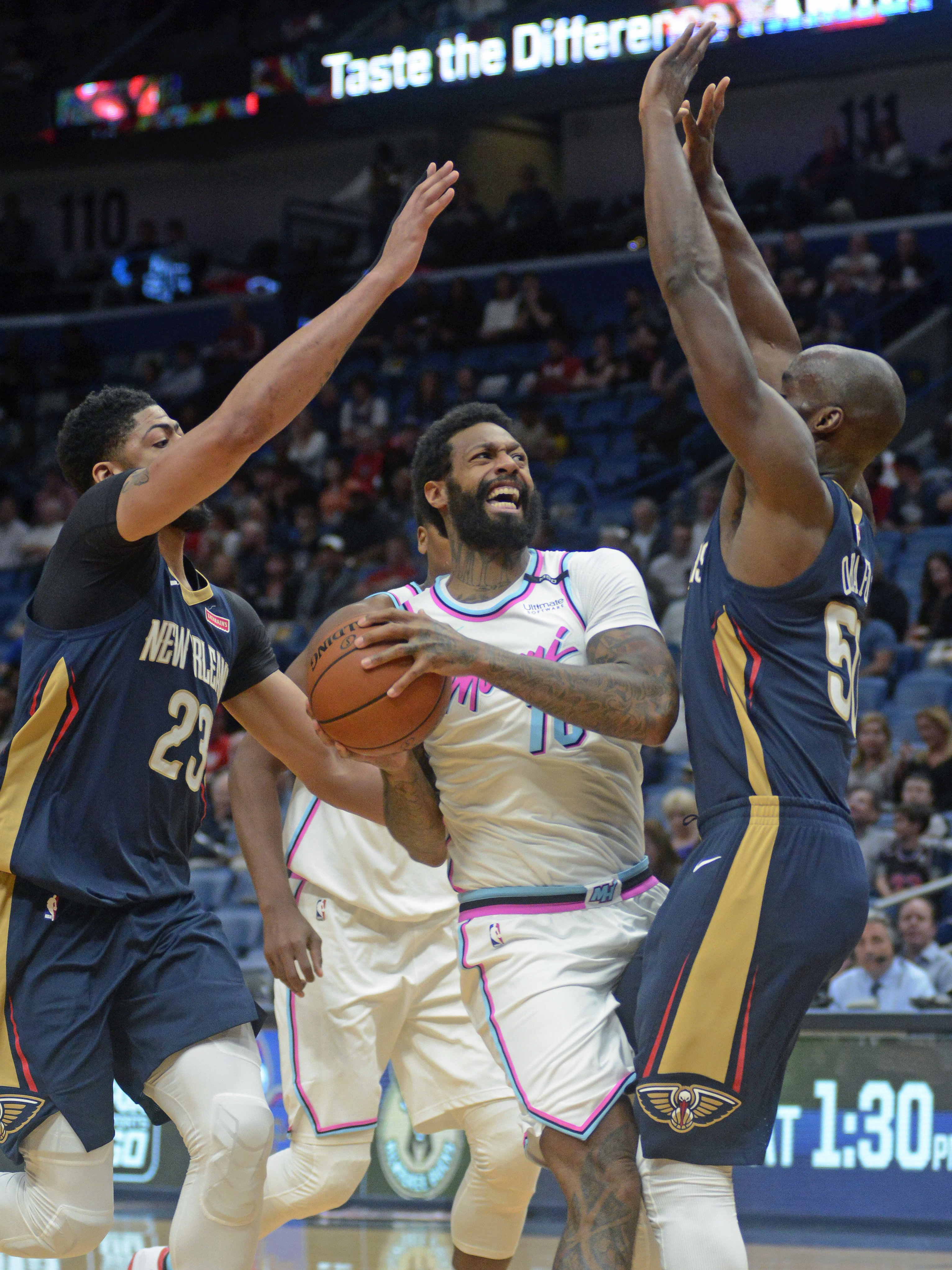 Prolific Davis lifts Pelicans past Heat in OT, 124-123