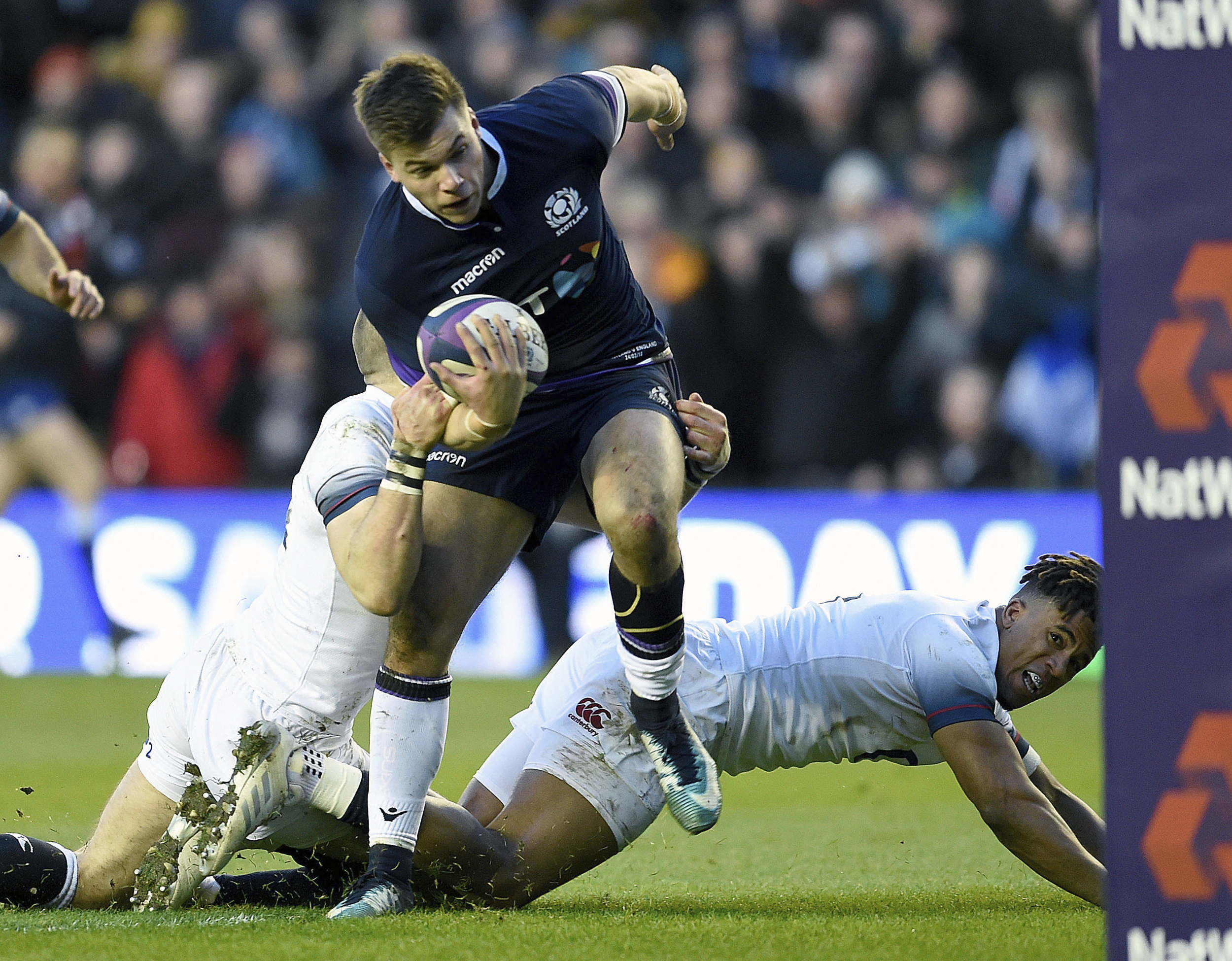 6N: Scotland blows away England 25-13 to lift Calcutta Cup