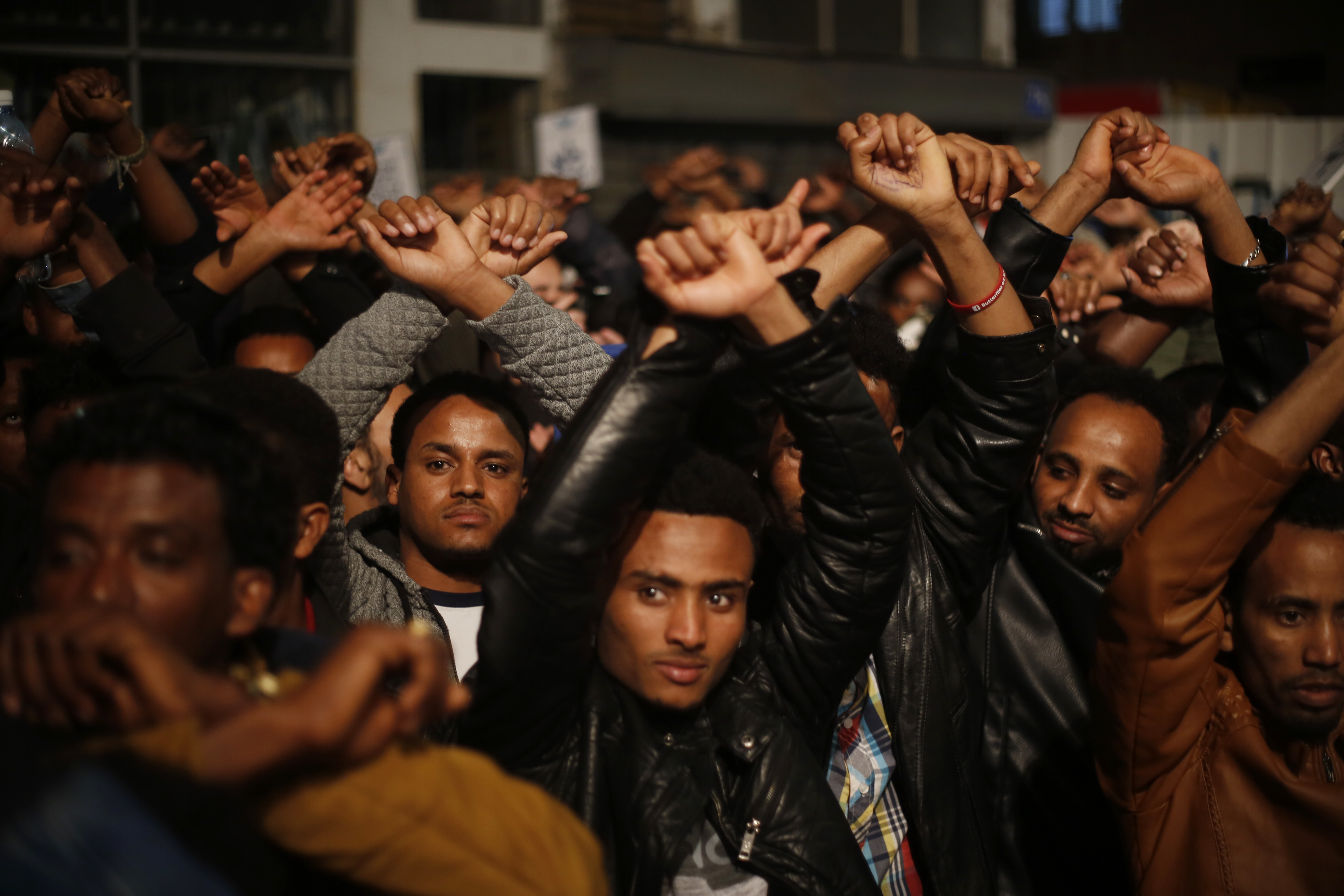 Thousands of Africans protest Israeli deportation plan