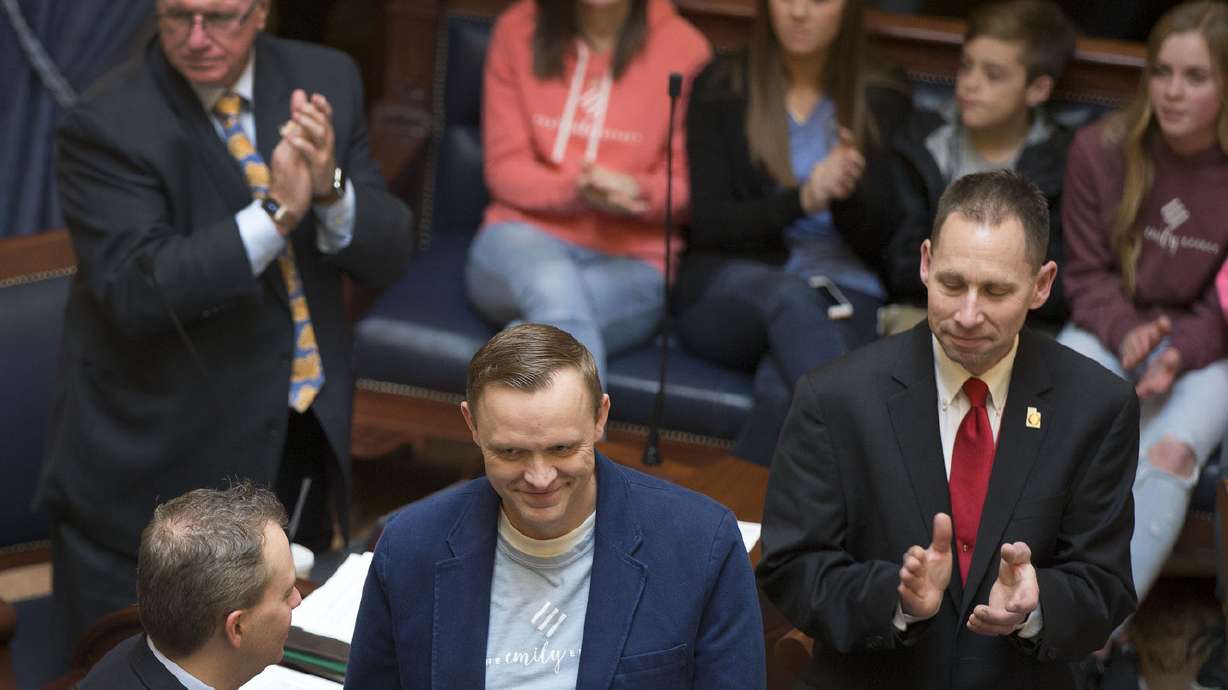 Senate calls for more action on postpartum depression and anxiety