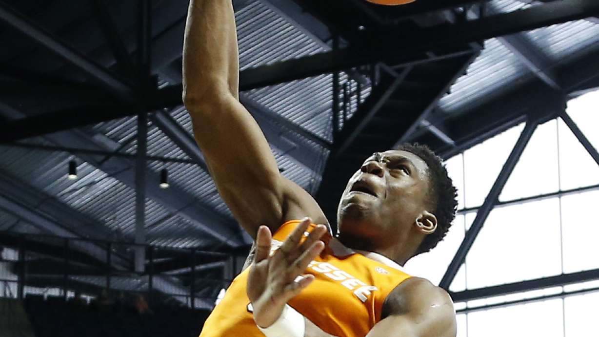 No. 19 Tennessee tops Ole Miss 73-65