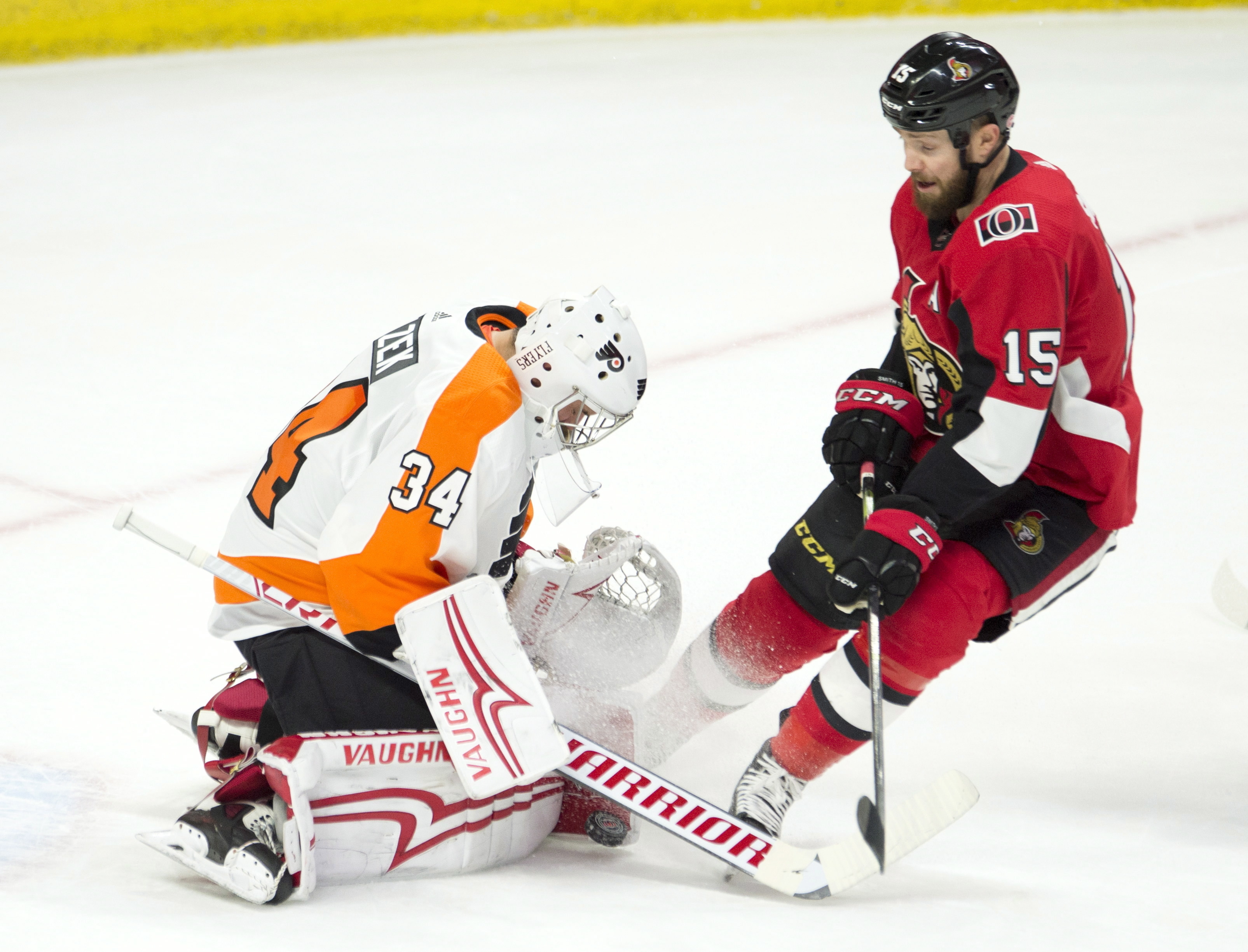 Flyers top Sens 5-3 for 5th straight victory