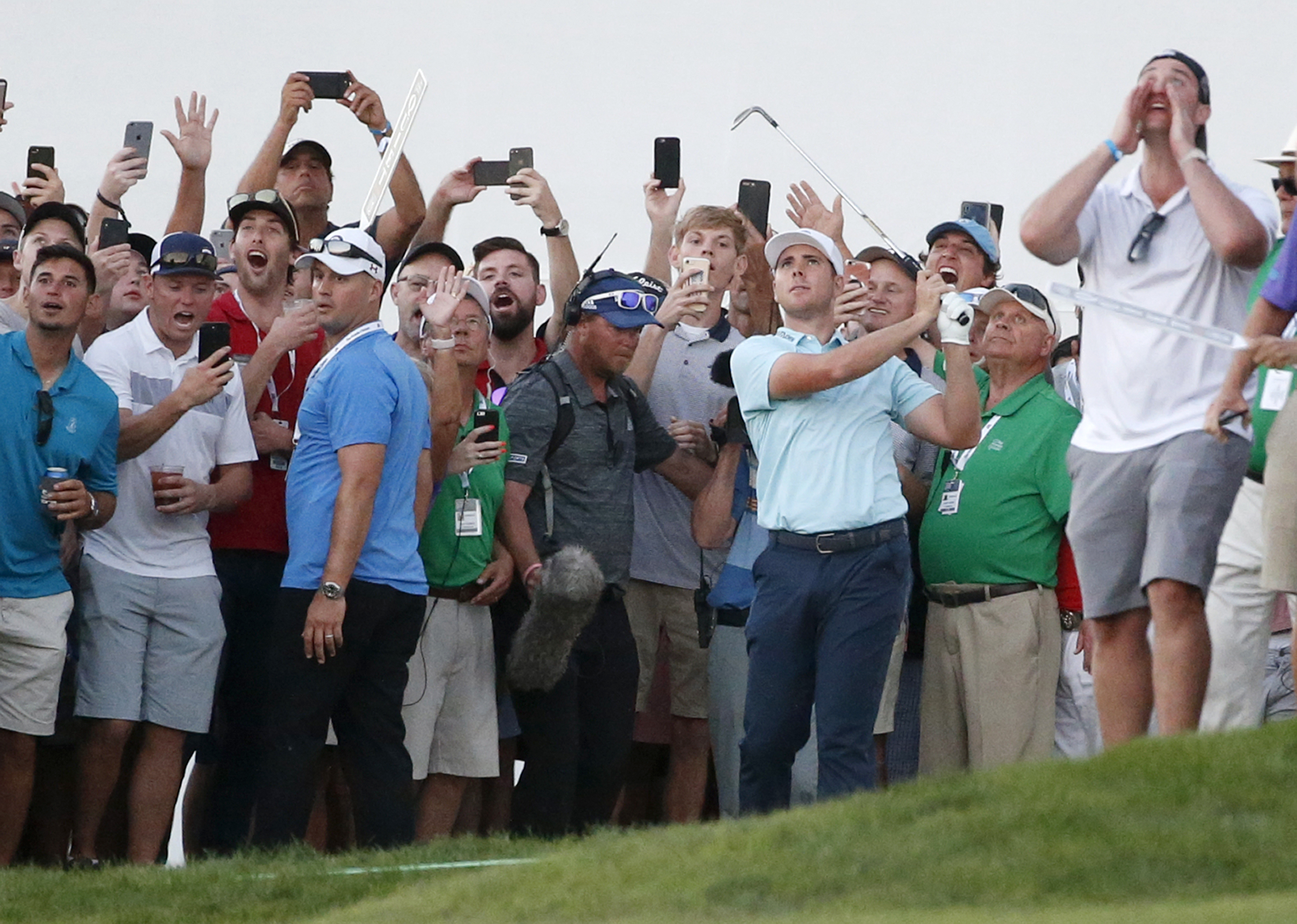 Justin Thomas delivers Tiger-like shots to win Honda Classic