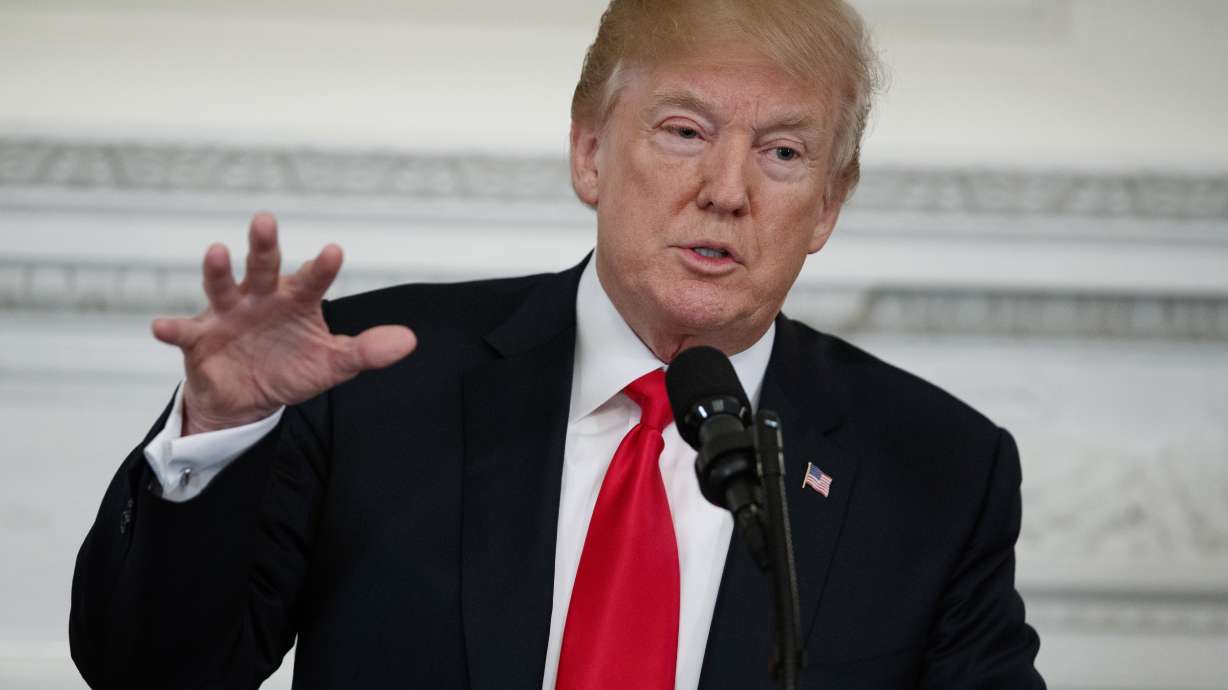 Trump urges lawmakers to buck NRA every once in a while