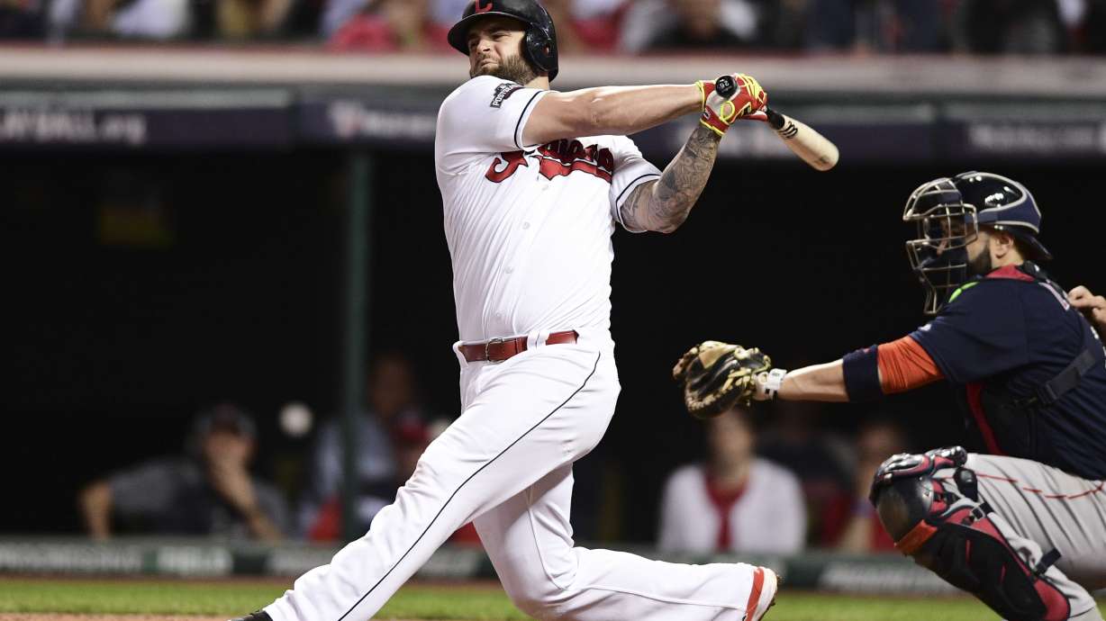 Party on: Indians, Napoli agree to minor league contract