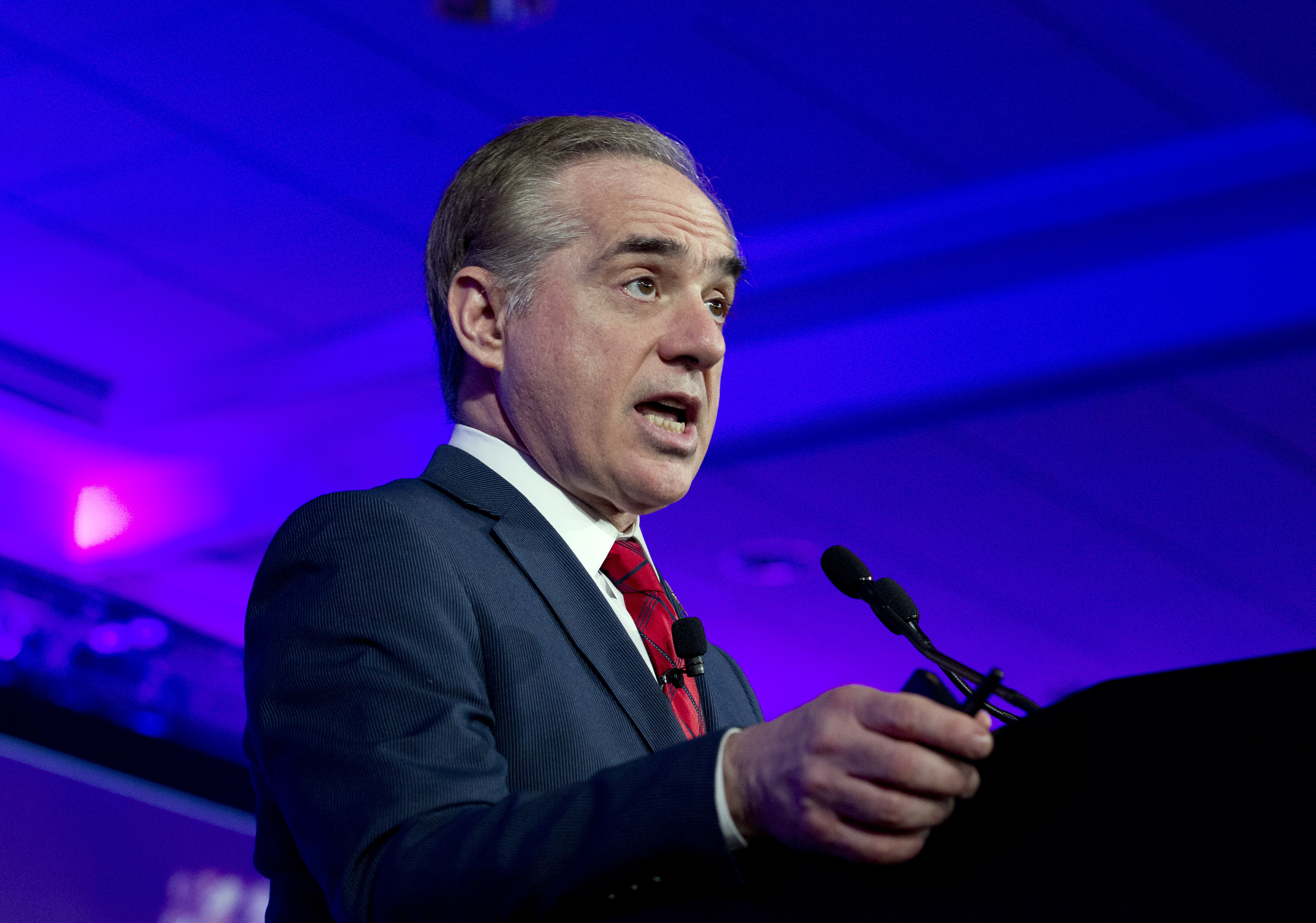 Embattled Shulkin says he's focusing on improving vets care