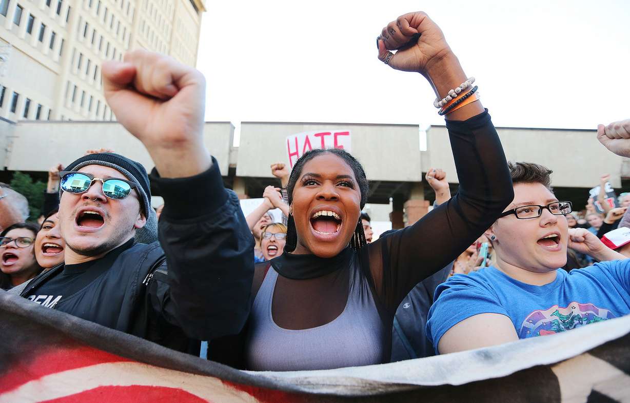 Protesters chant and yell as they march toward the Social and Behavioral Sciences Building for Ben Shapiro's speech at the University of Utah in Salt Lake City on Wednesday, Sept. 27, 2017. (Photo: Scott G Winterton, KSL)