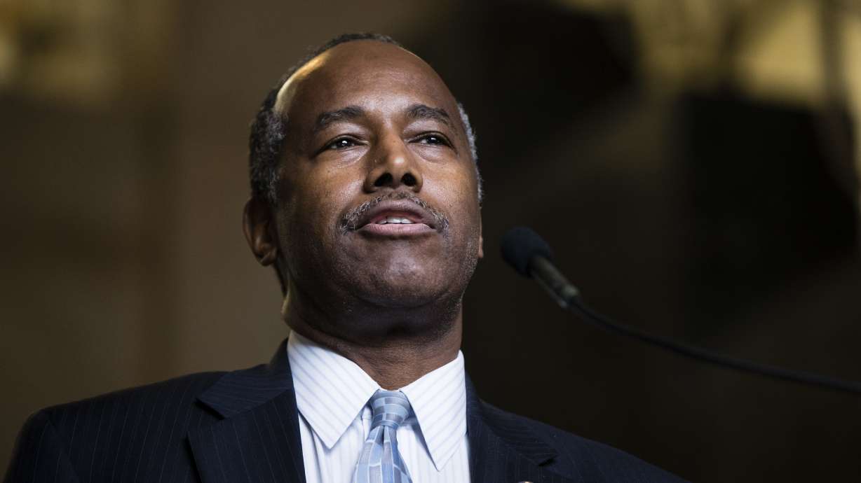 Complaint: HUD employee demoted over office makeover request