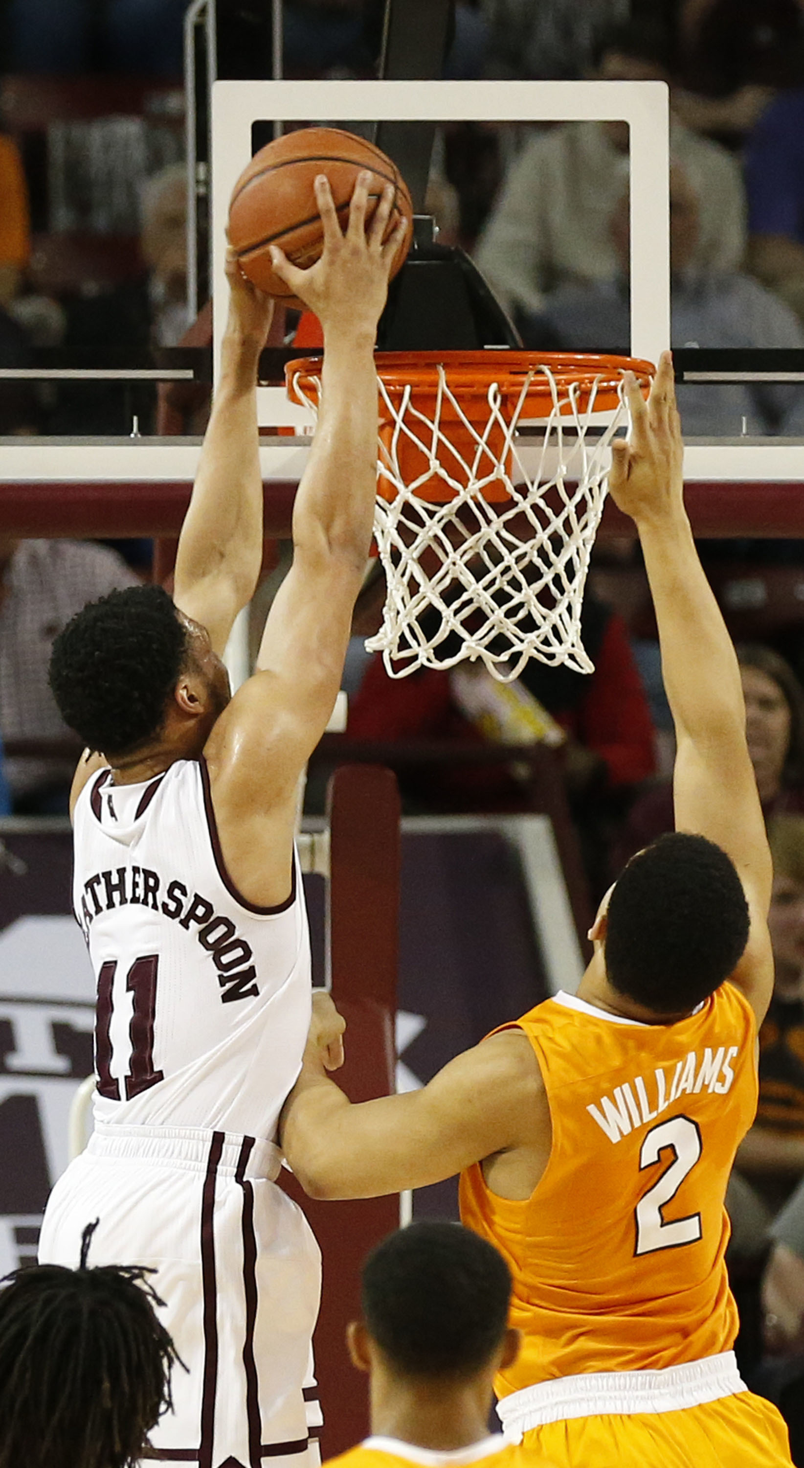 No. 16 Tennessee uses big second half to beat Mississippi St