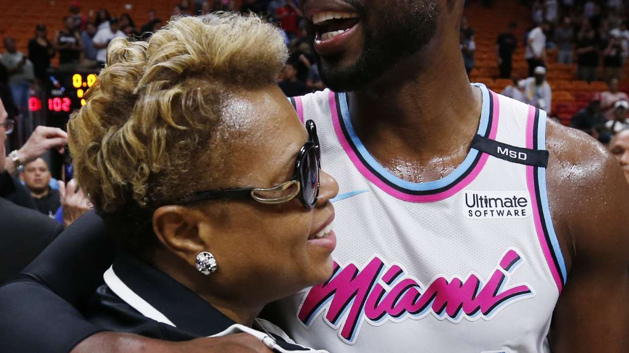 Florida school tragedy leaves profound effect on Dwyane Wade