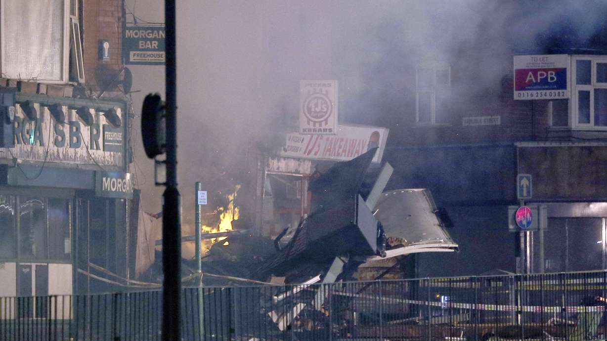 UK police arrest 3 men over blast that killed 5 people