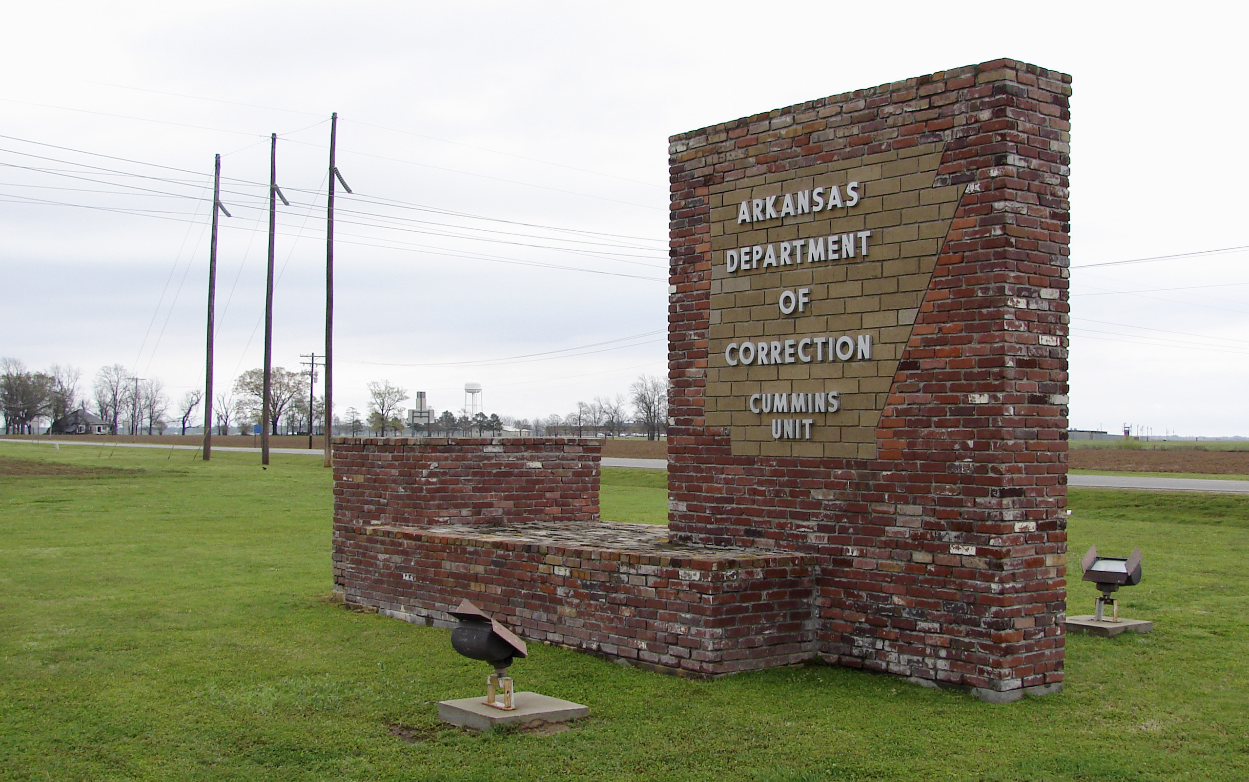 Arkansas execution drug set to expire while appeals proceed