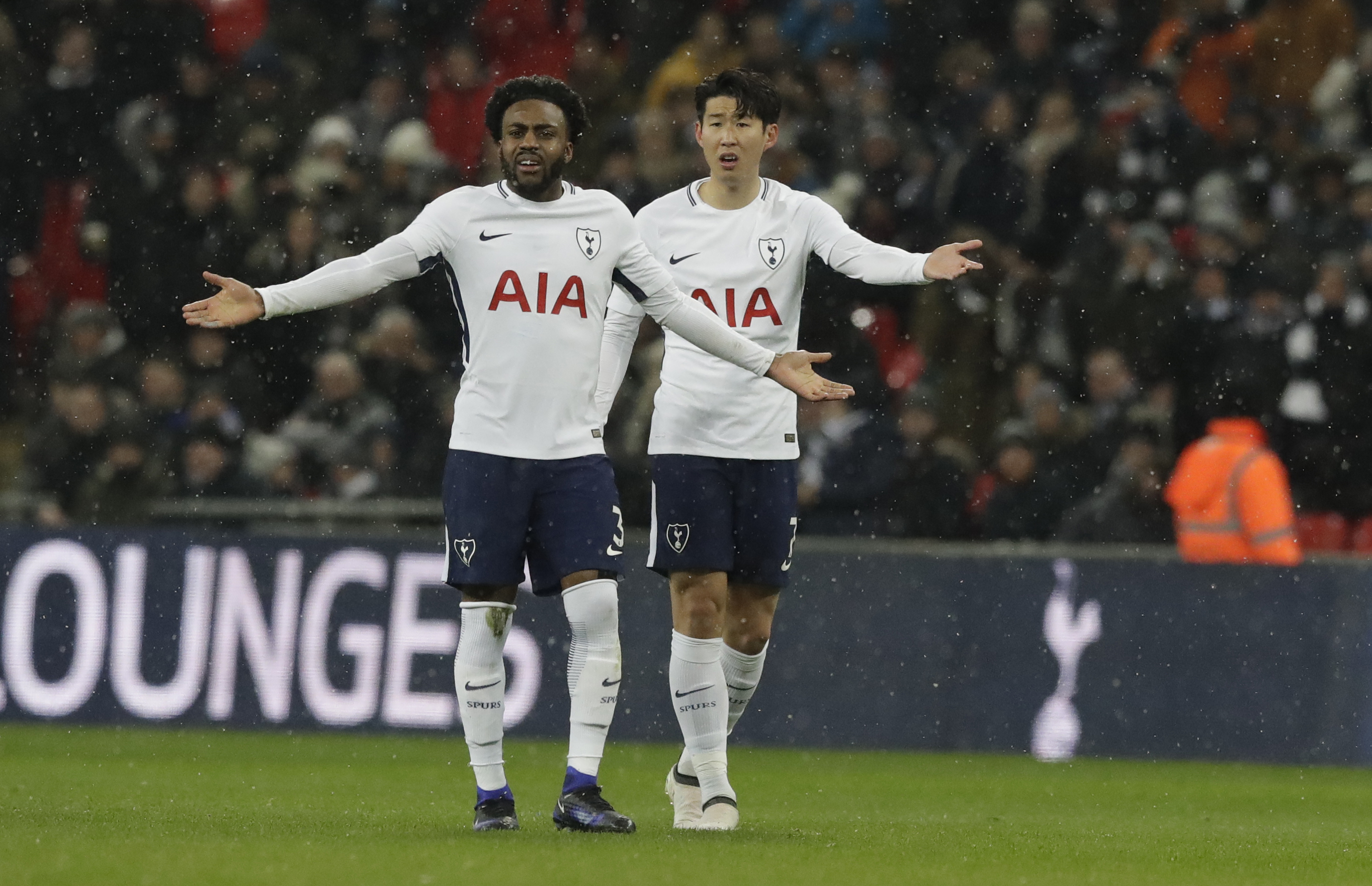 Tottenham eases into FA Cup quarters despite VAR confusion