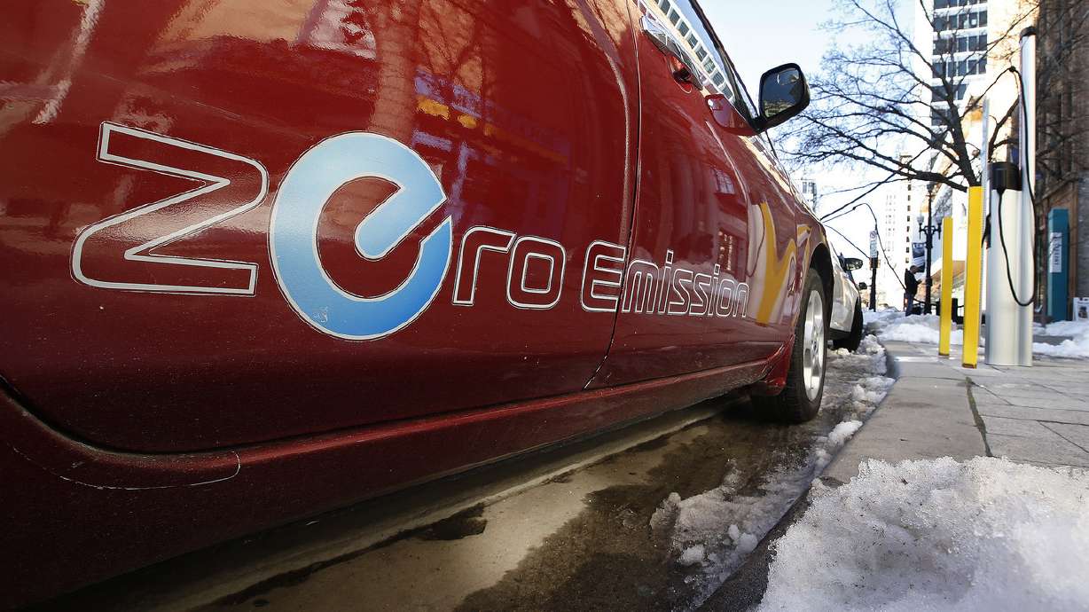 Clean energy advocates decry proposed electric, hybrid vehicle fees