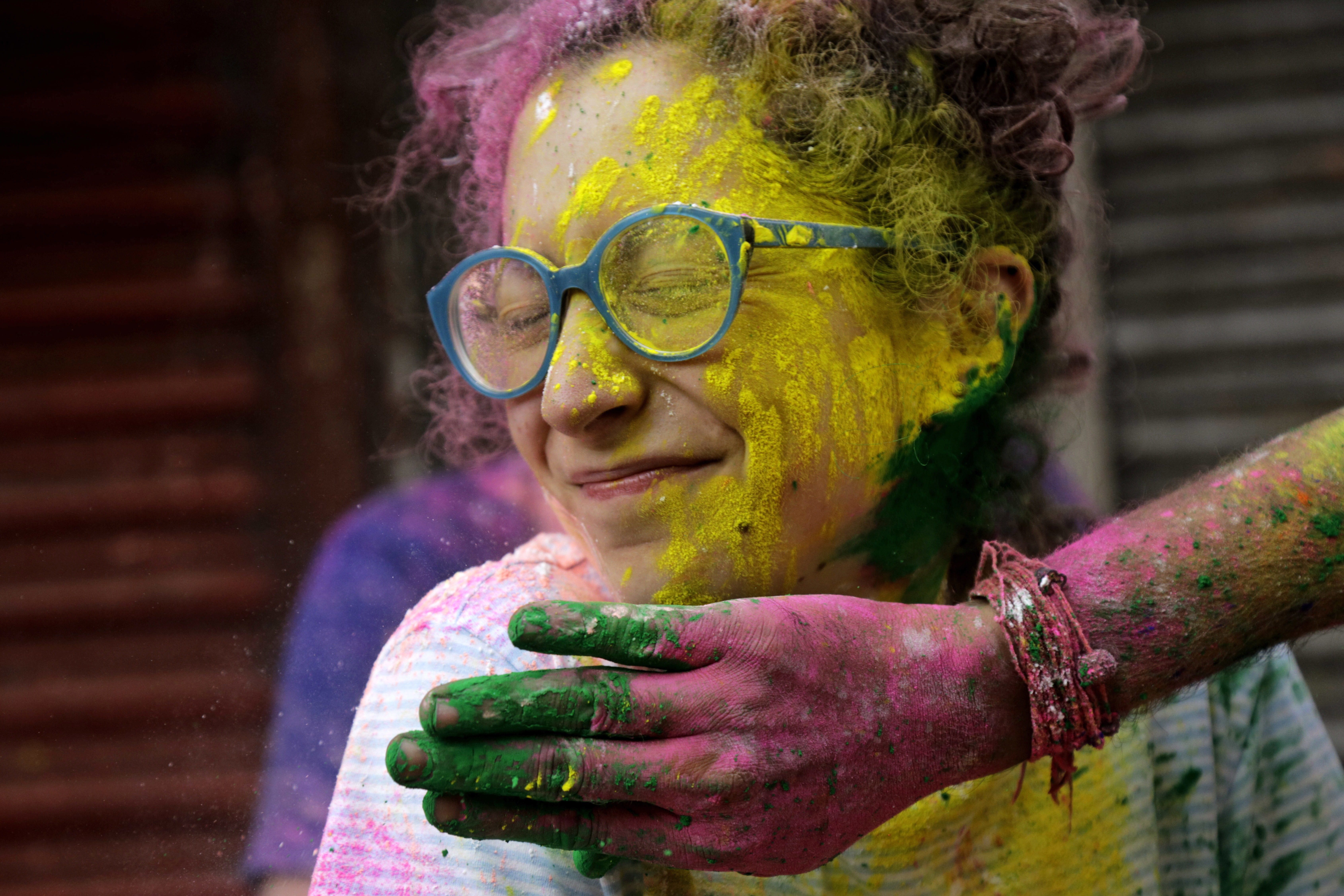 AP PHOTOS: Colors come out as Hindus celebrate Holi festival