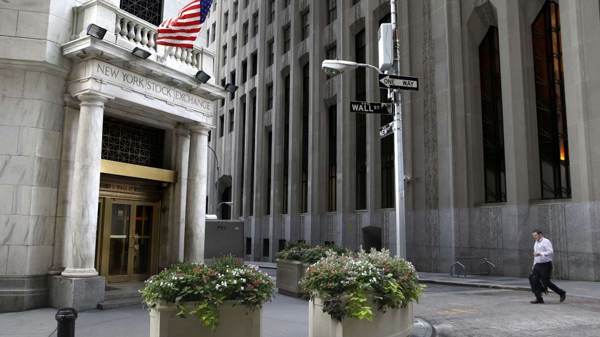 Asian stocks skid, tracking Wall St loss on tariff fears