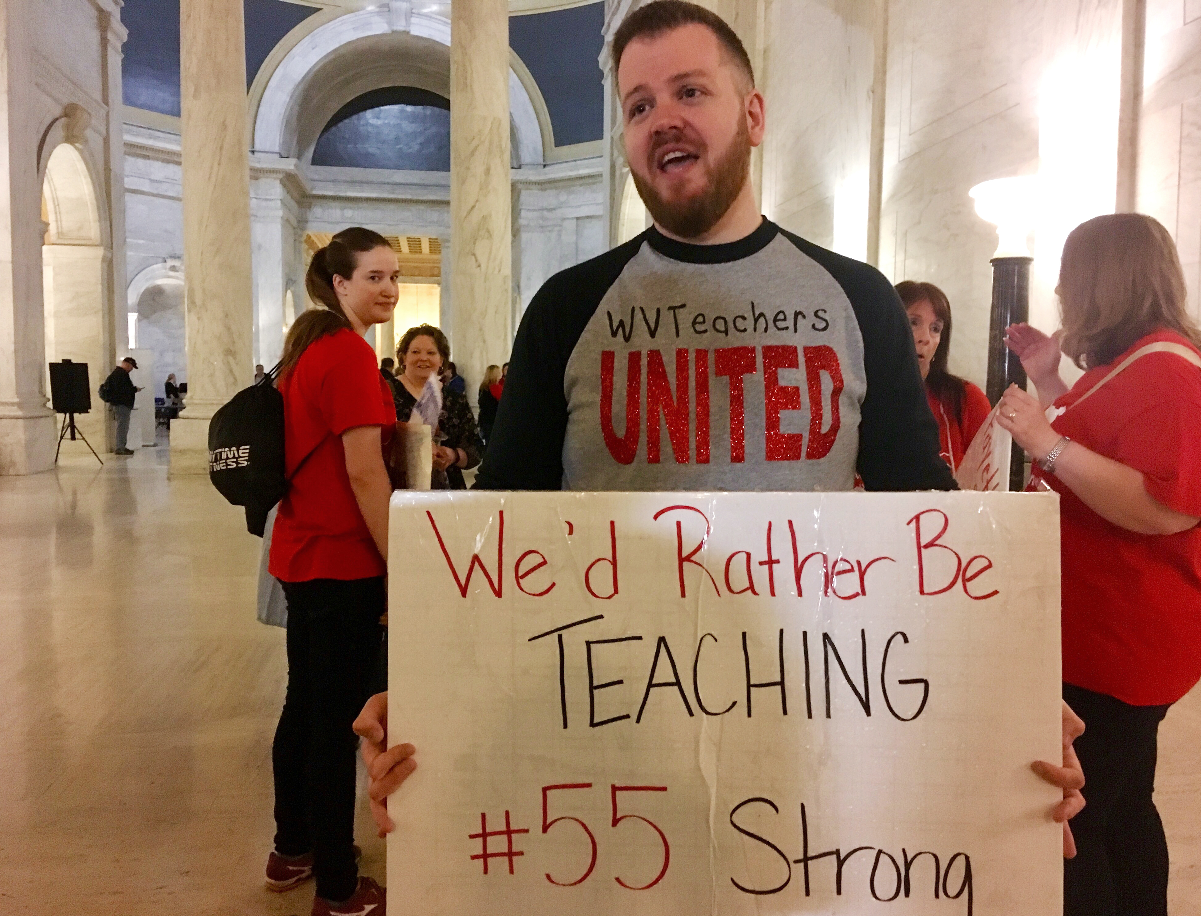 West Virginia teacher strike reaches 7 days without classes