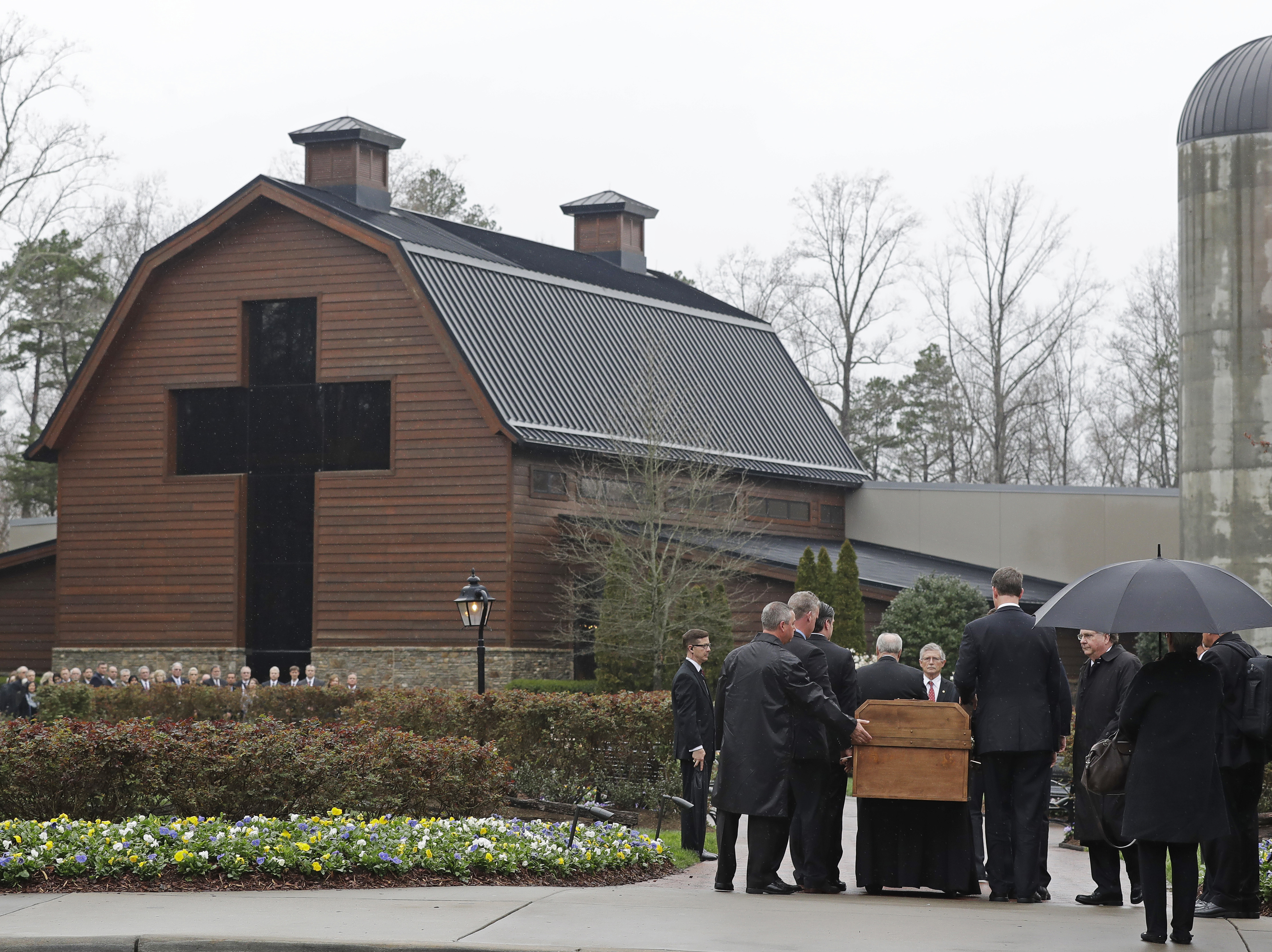 Mourners to say goodbye to Billy Graham, 'America's Pastor'