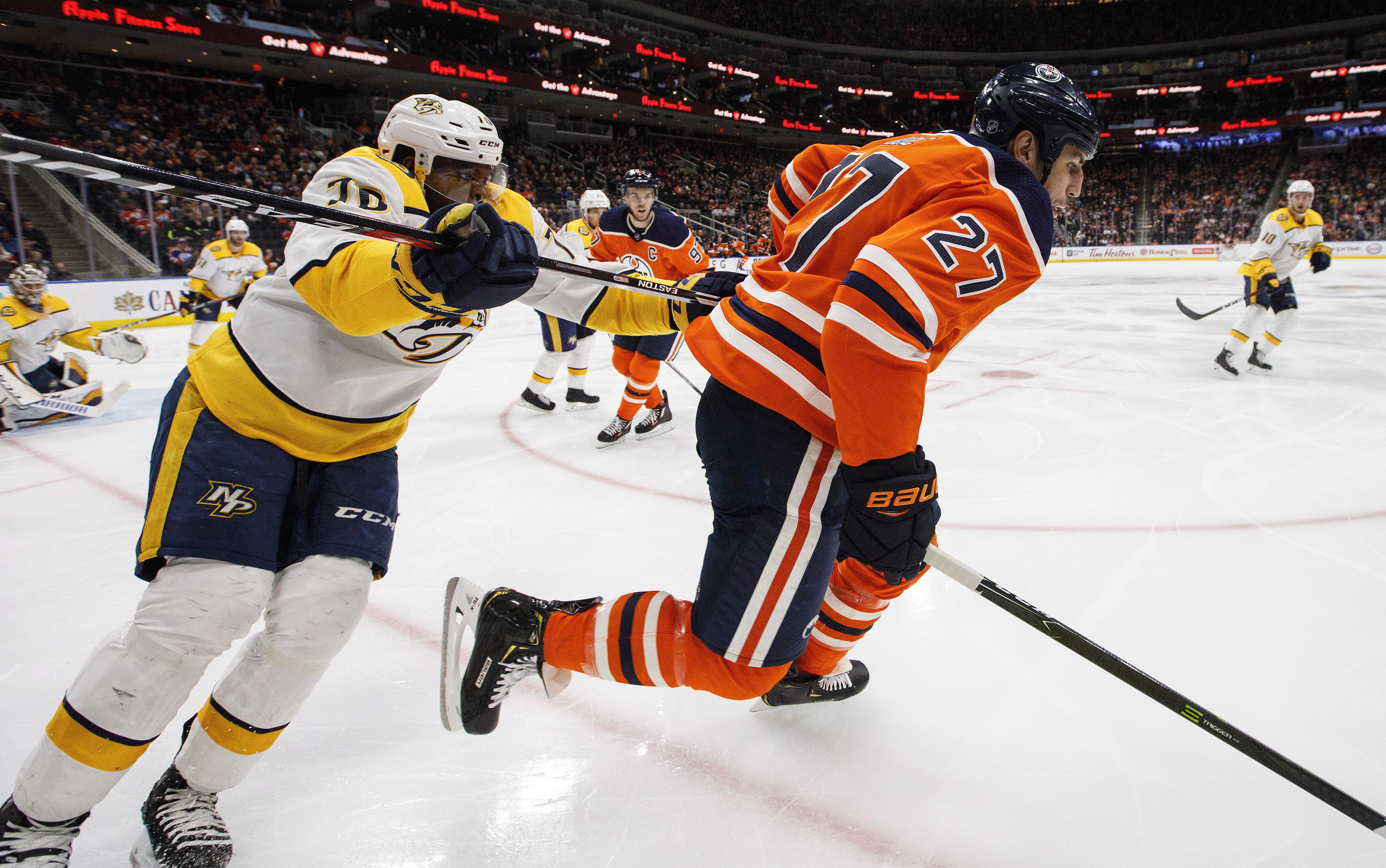 Arvidsson scores twice, Predators rally past Oilers 4-2