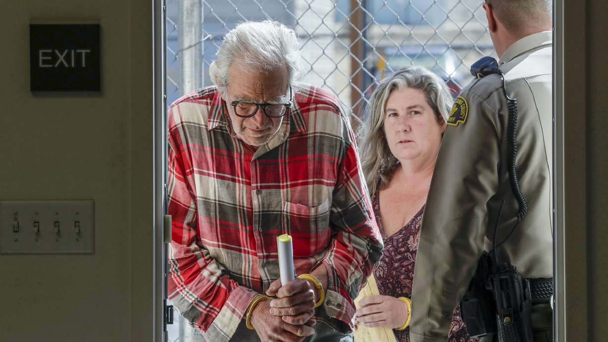 Friends defend California couple charged with child abuse