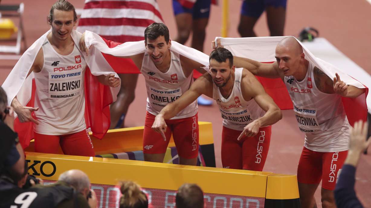 Poland sets world indoor record in 4x400-meter relay, US 2nd