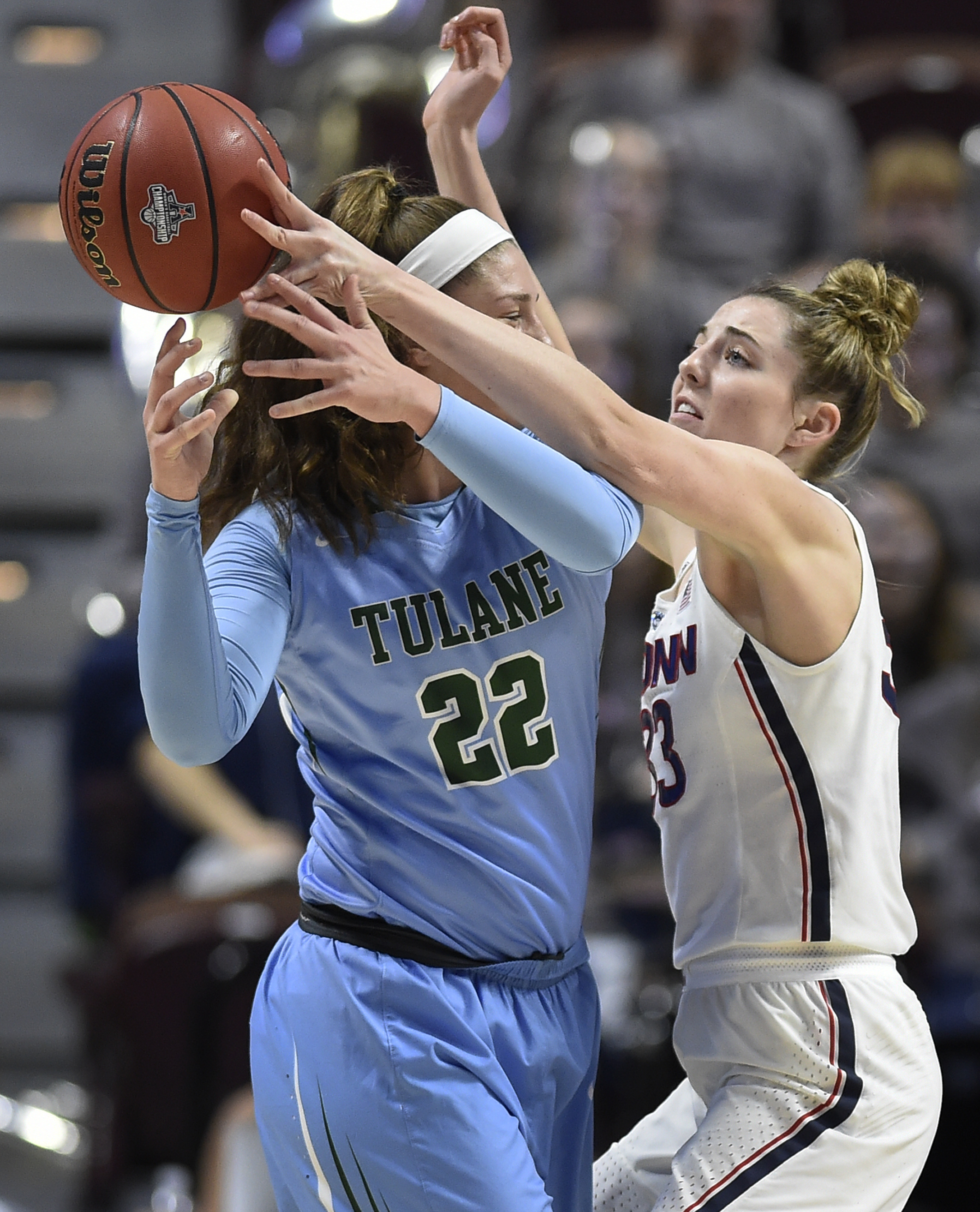 Top-ranked UConn routs Tulane 82-56 for season's 30th win.