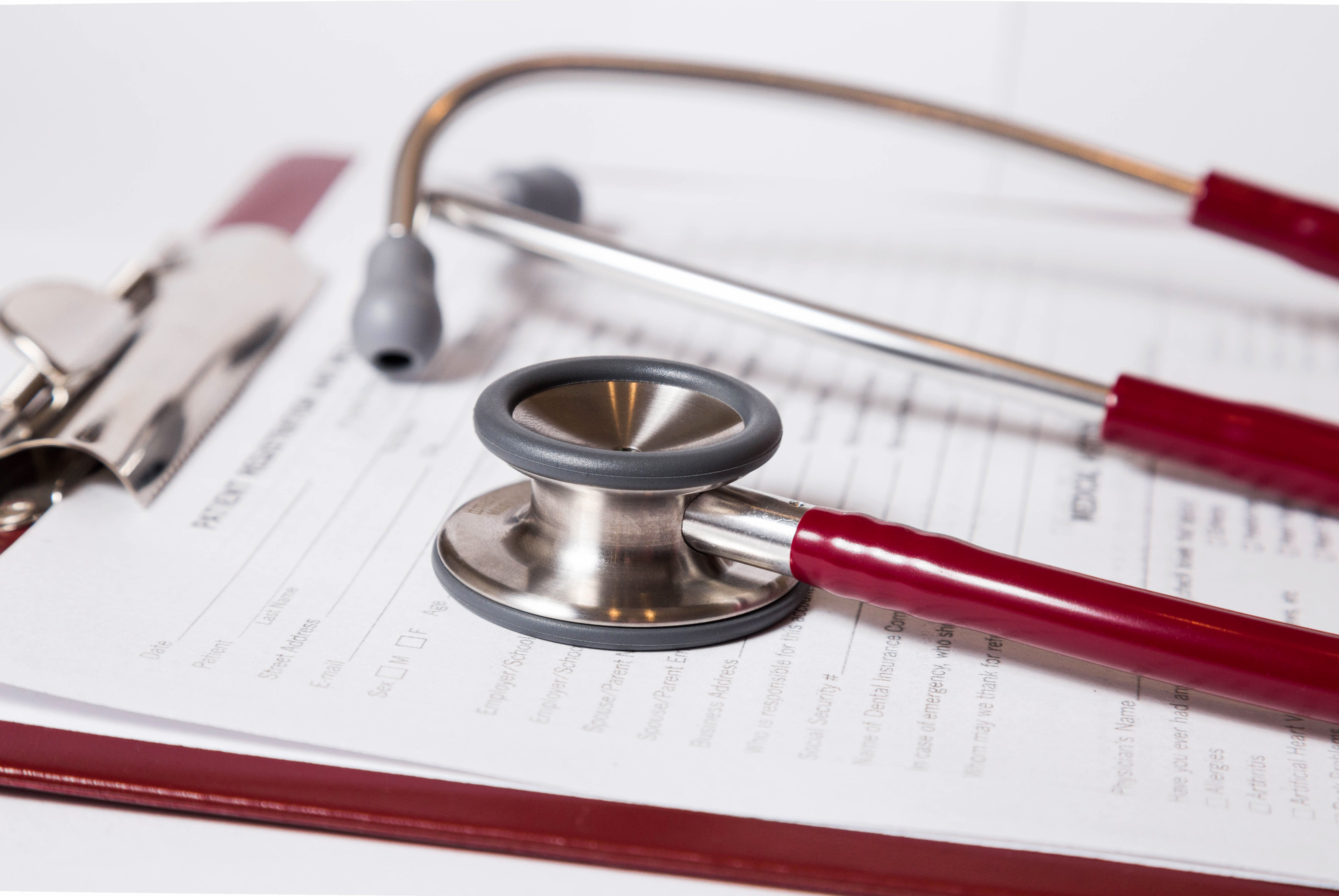 Hot temperatures may be part of the reason more people in the United States are getting kidney stones, an expert says.