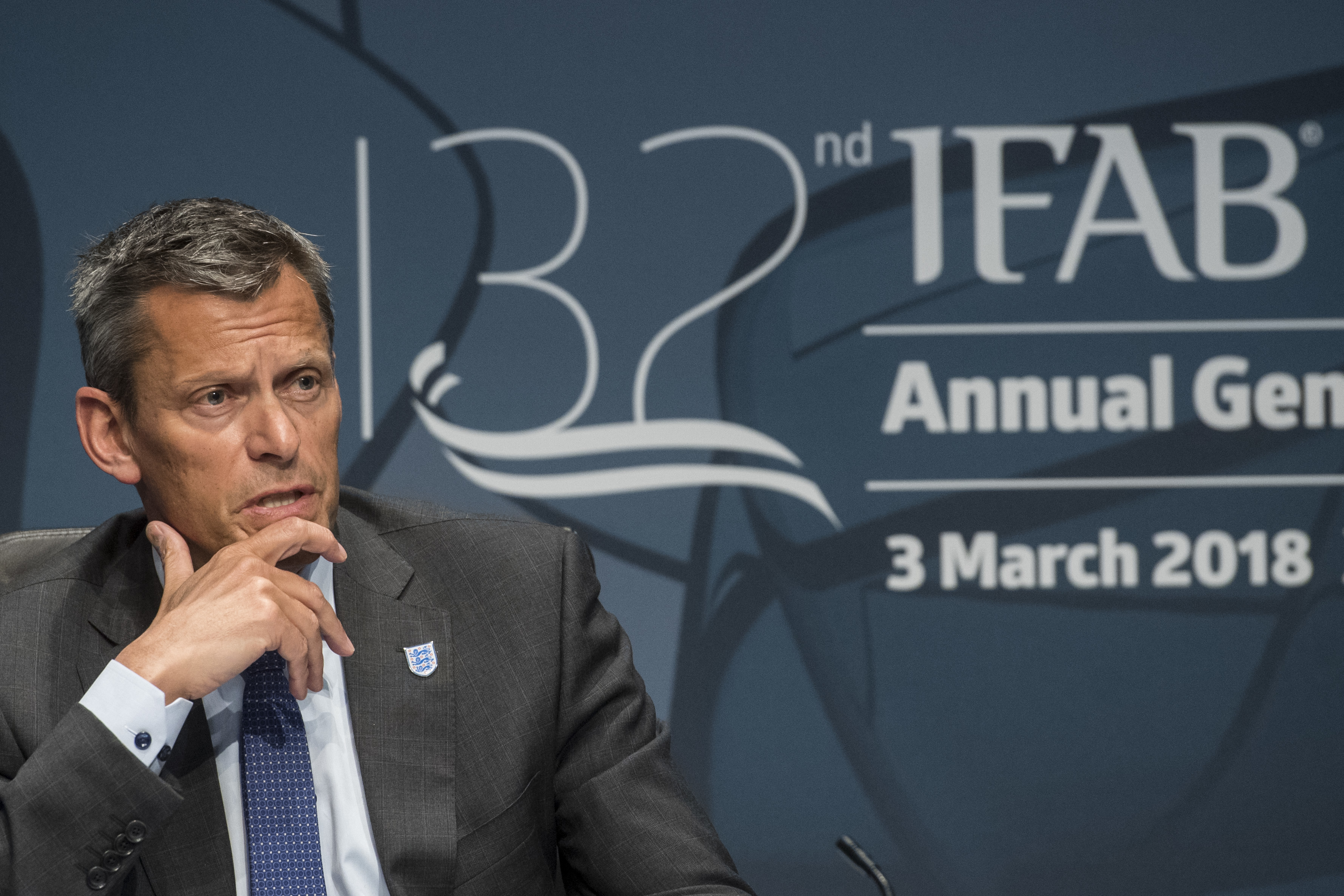 English soccer head apologizes for Star of David ban comment