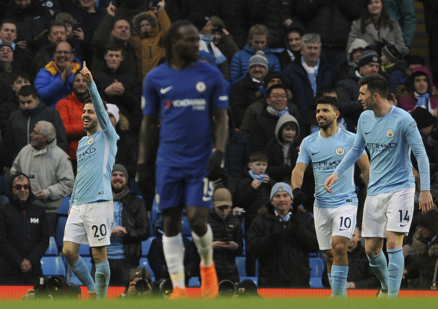 Surrender at City shows Chelsea's fire has gone under Conte