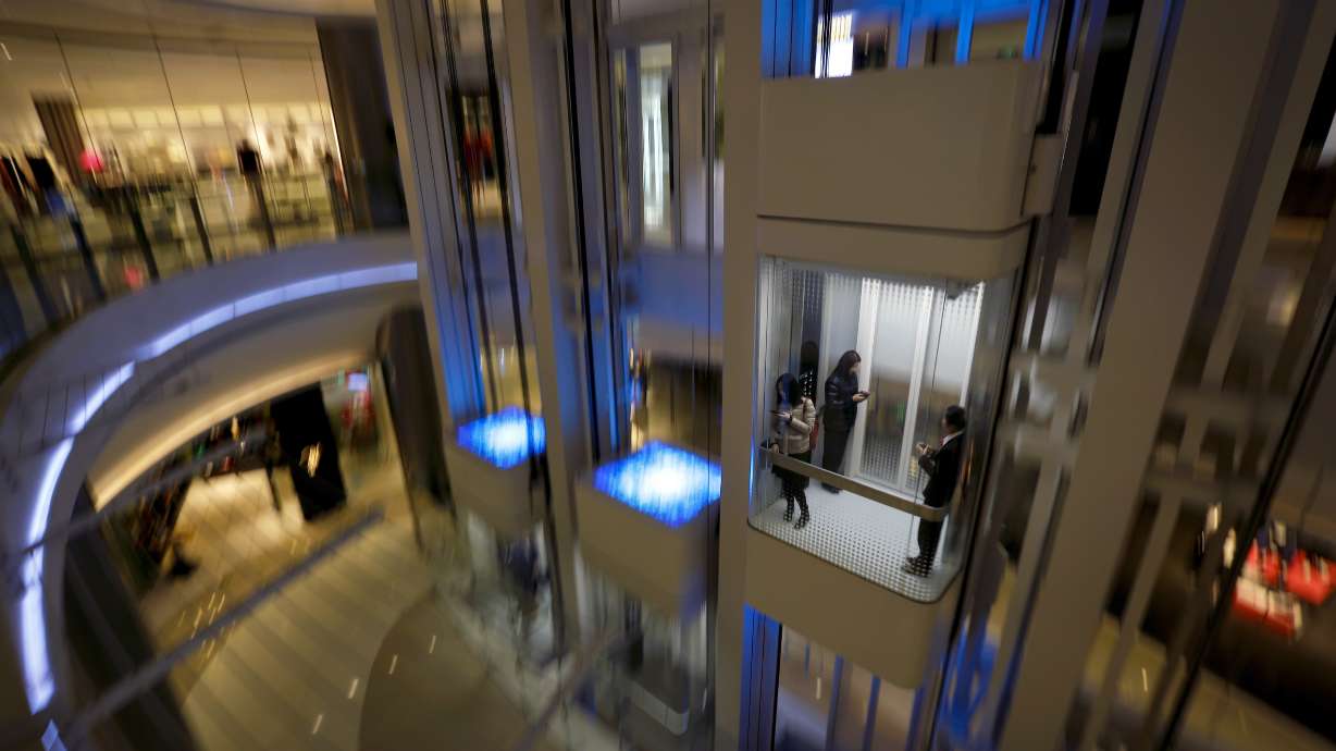 China's chief economic planner says growth target can be met