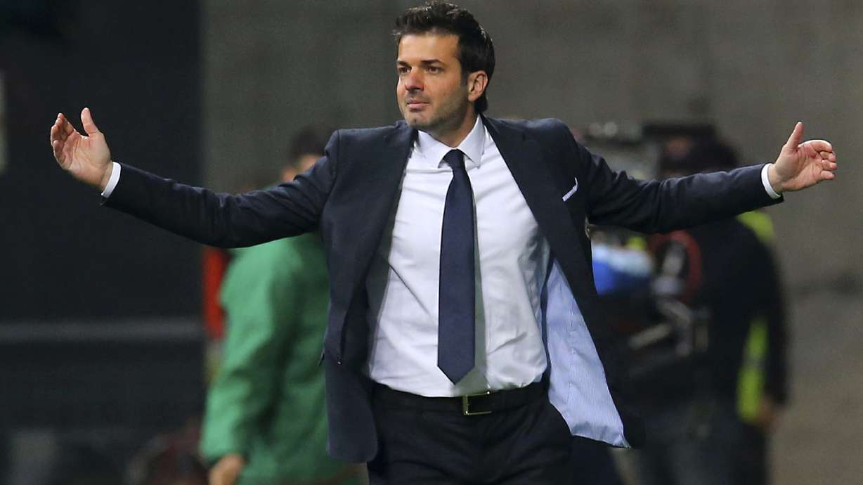 Struggling Sparta Prague fires coach Andrea Stramaccioni