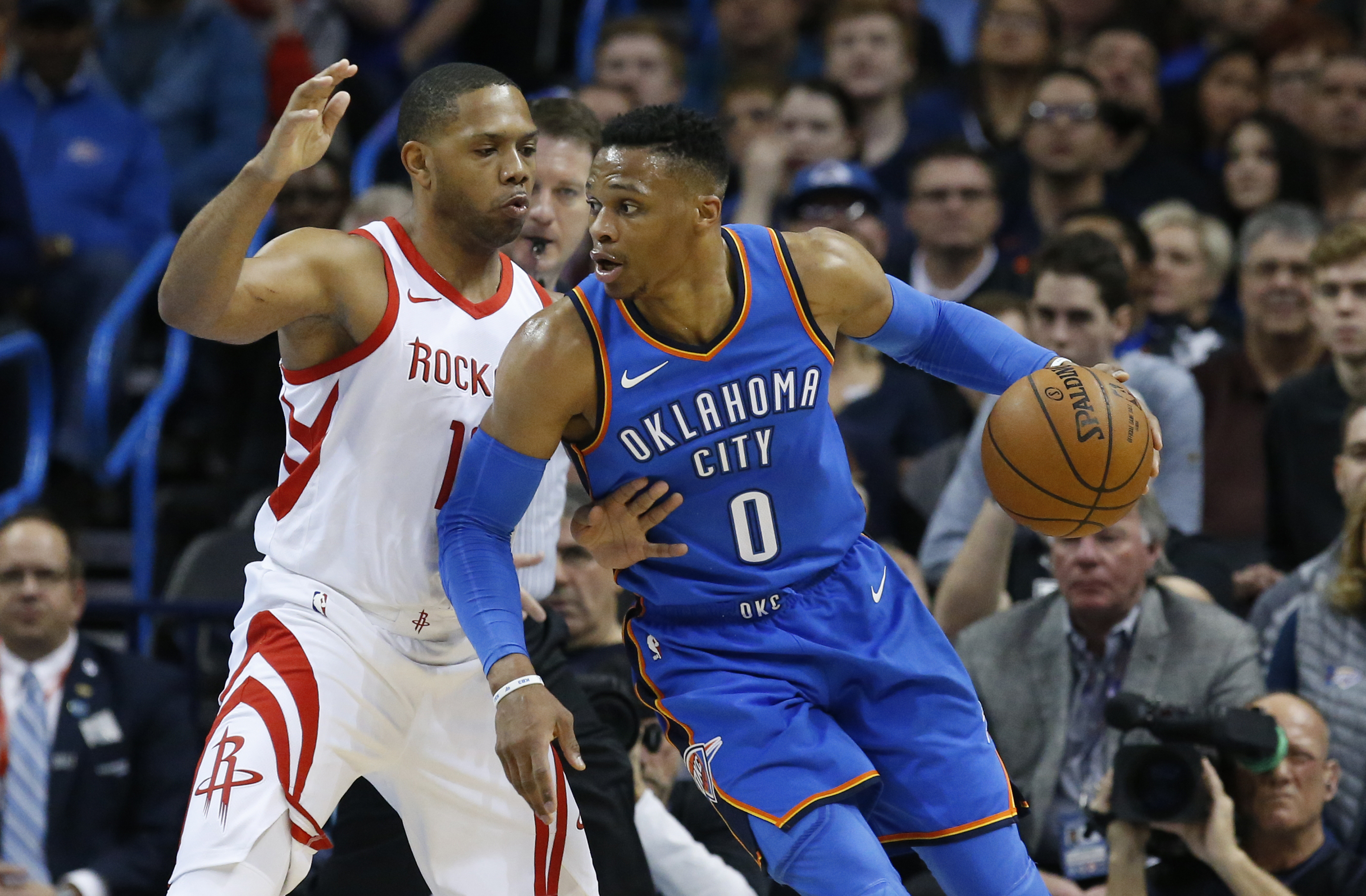 Paul scores 25; Rockets top Thunder for 16th straight win
