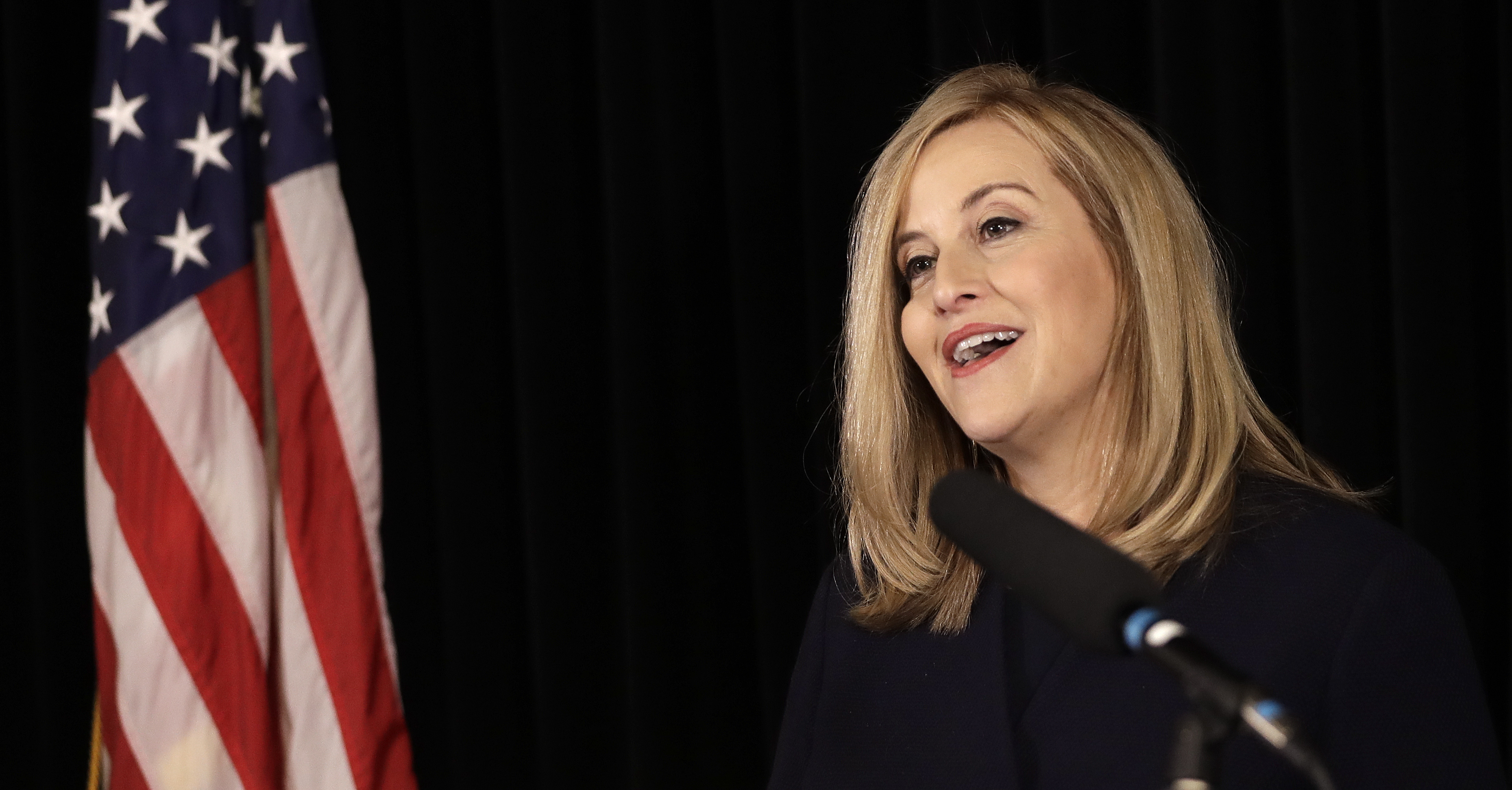 Once a rising star, Nashville ex-mayor freefalls with affair