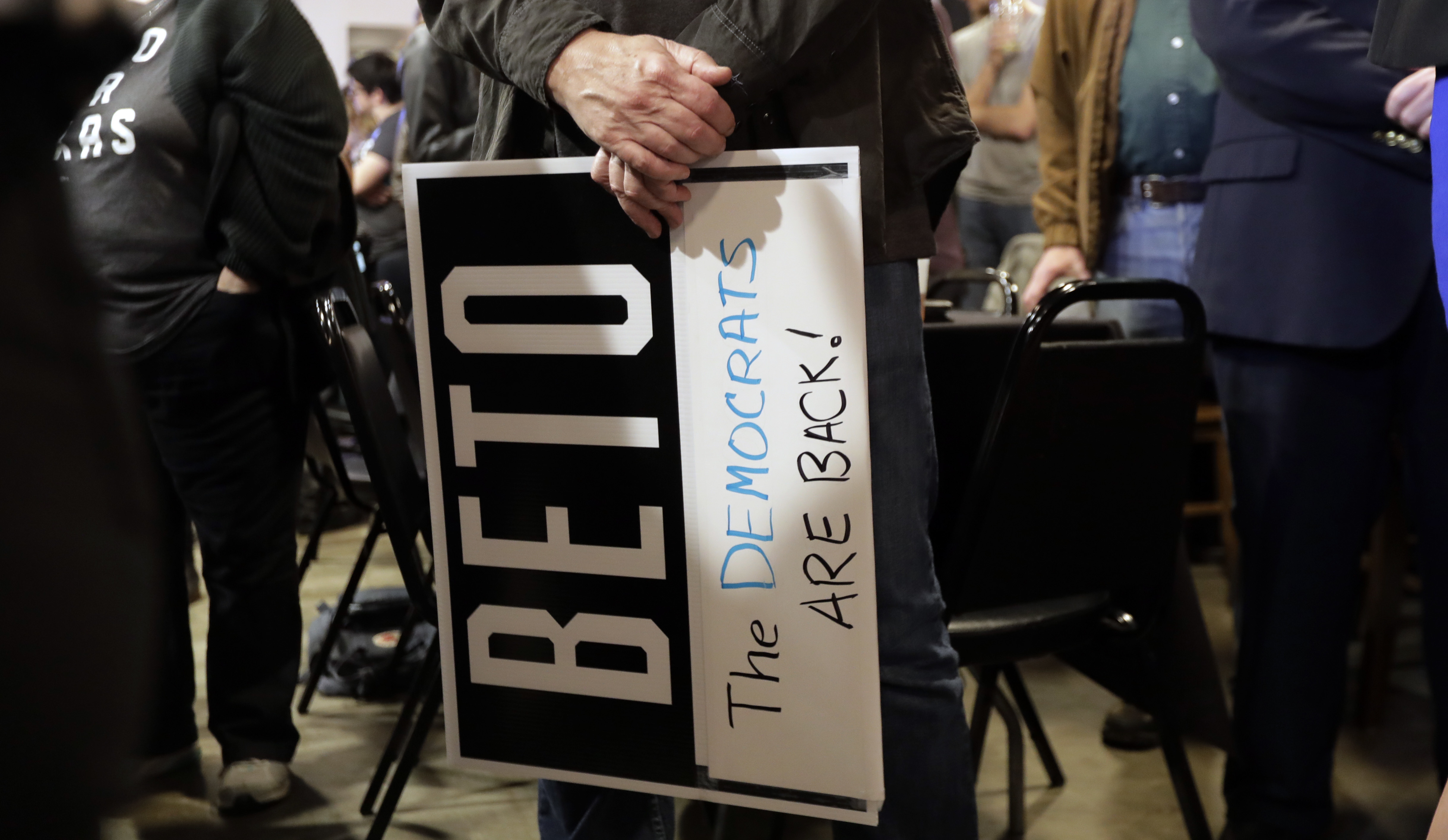 Democrats, women candidates score big in Texas primaries