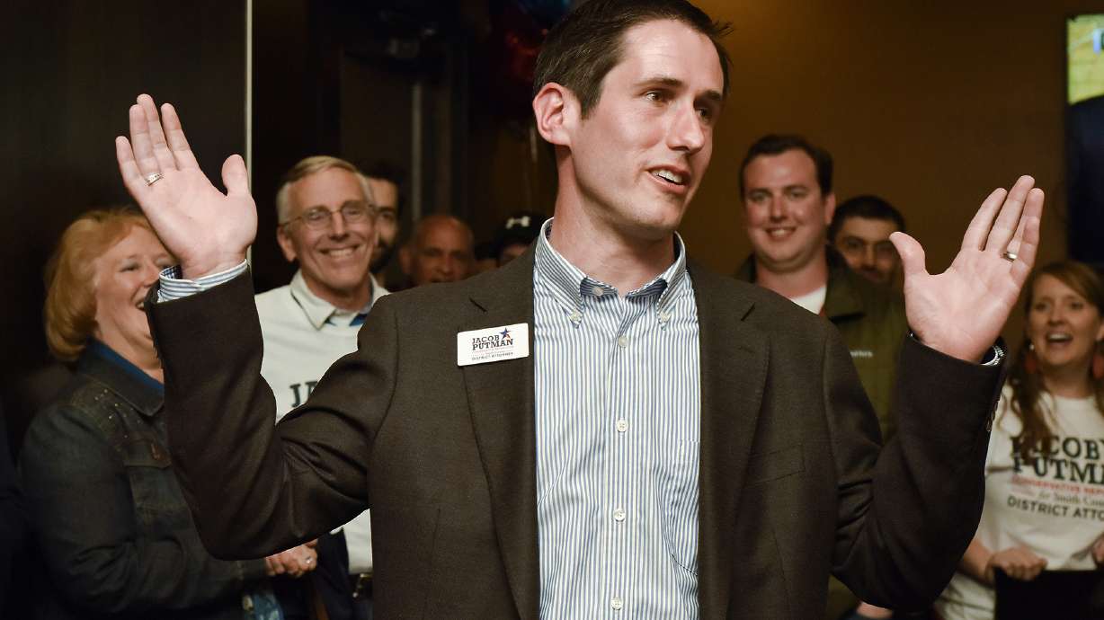 The Latest: Texas Democratic midterm primary turnout grows